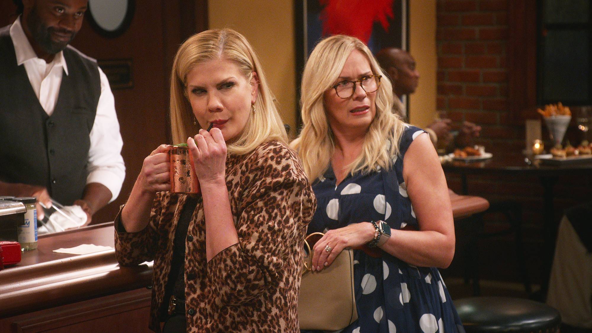 Kristen Johnston as Carol and Leanne Morgan in "Leanne" on Netflix