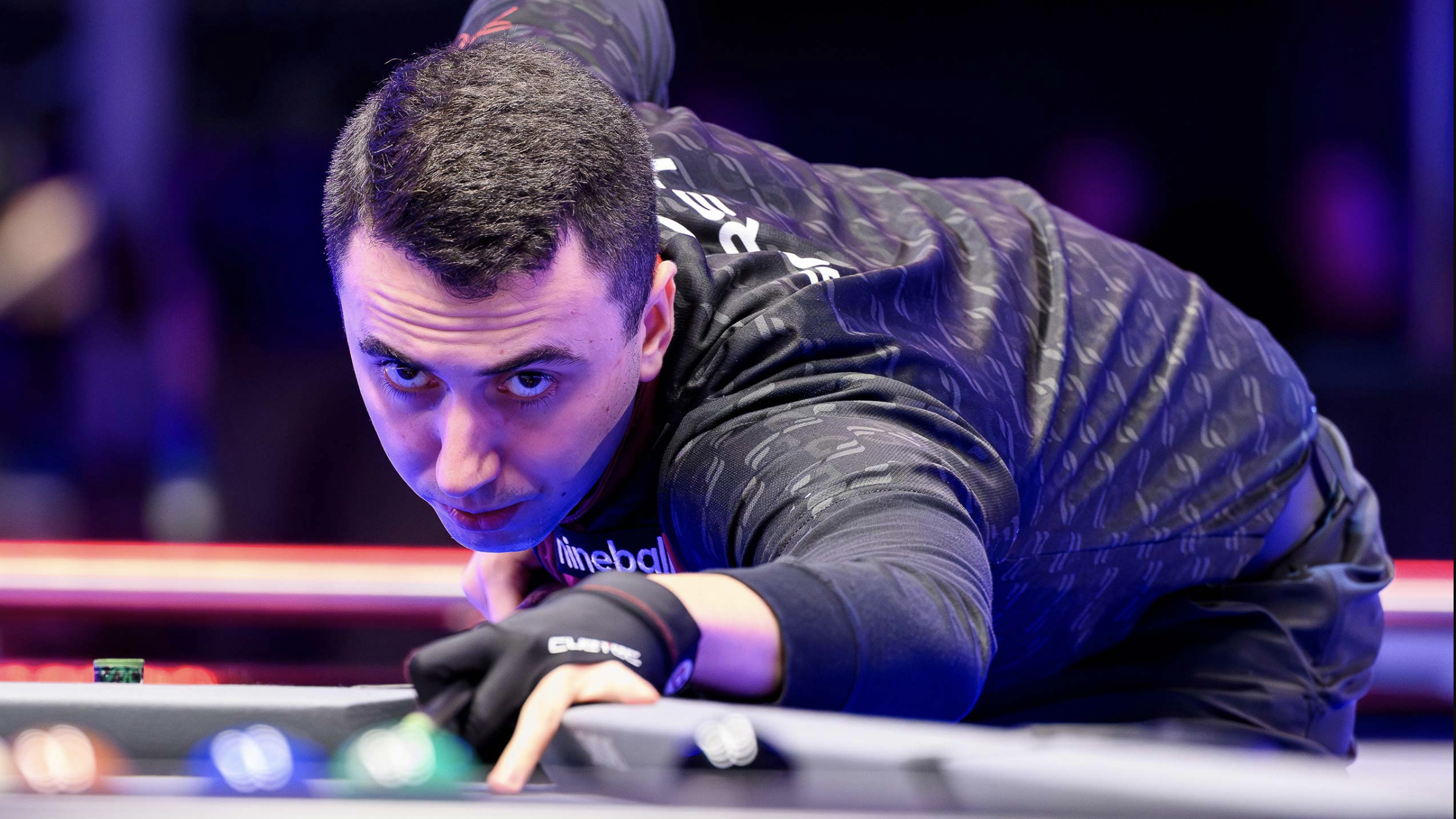 Fedor Gorst playing pool