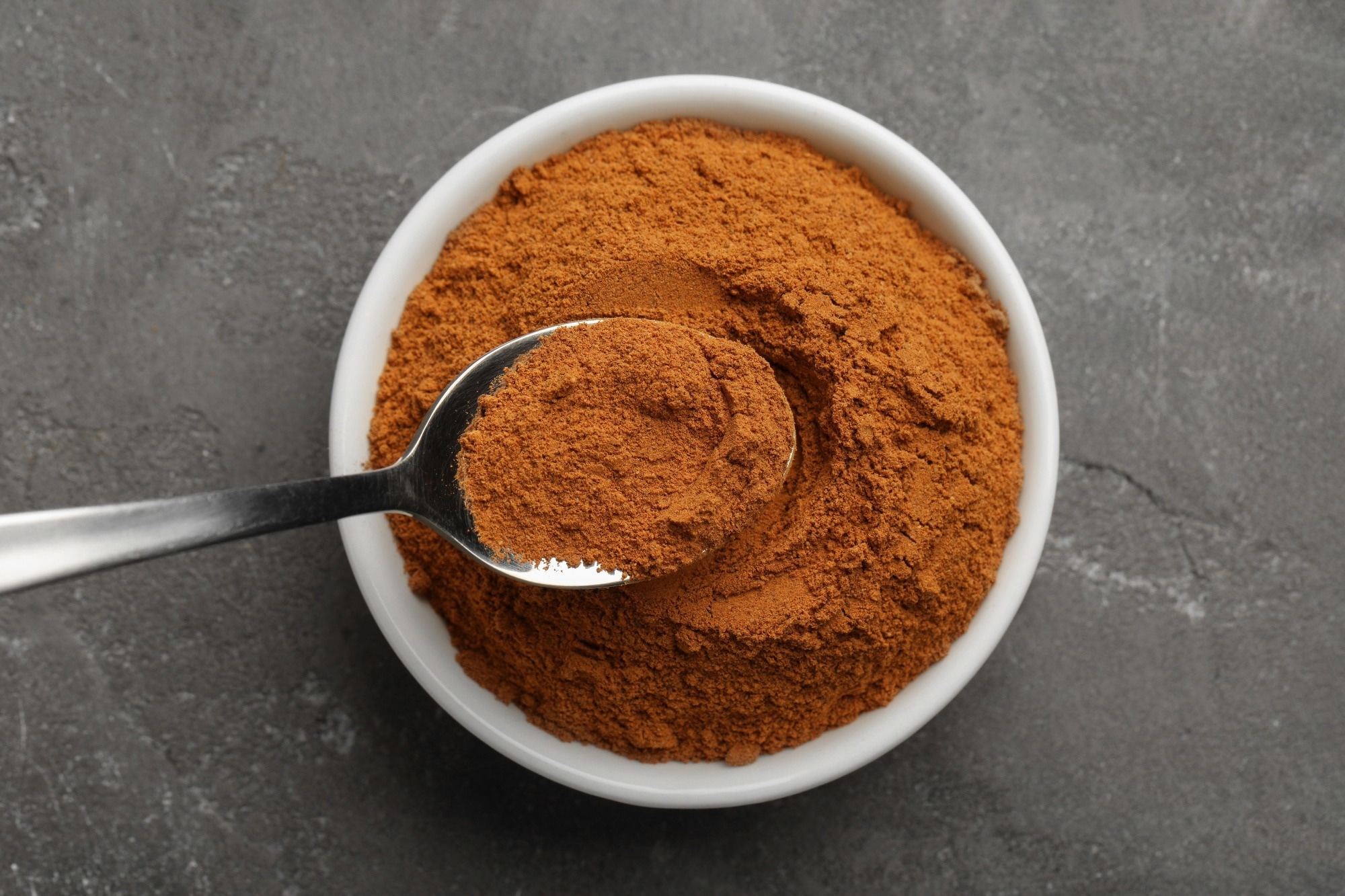 Study: High rate of safety and fraud issues in commercially available cinnamon. Image Credit: New Africa / Shutterstock