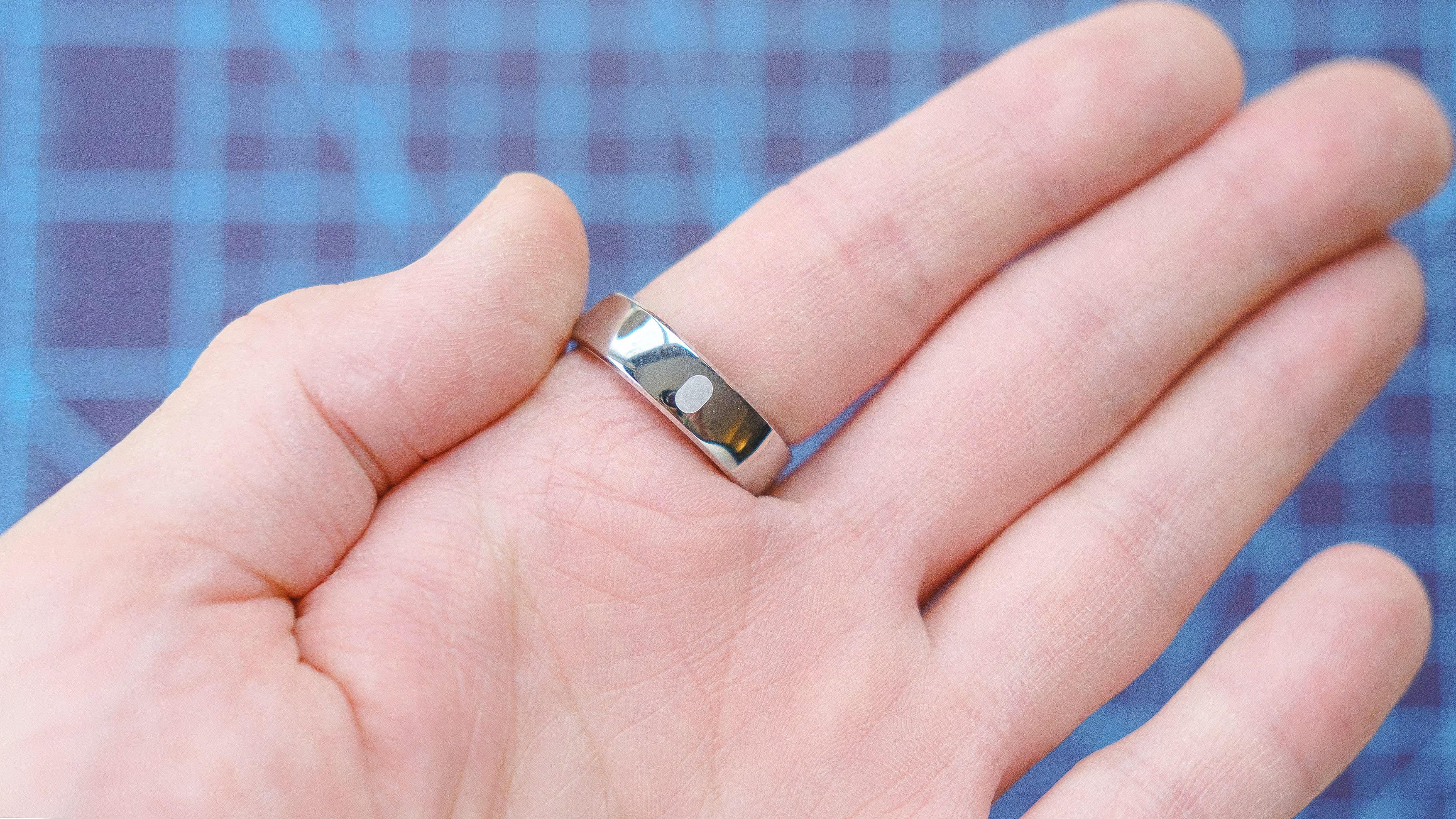 מקרוב את הטבעת החכמה של RingConn Gen 2