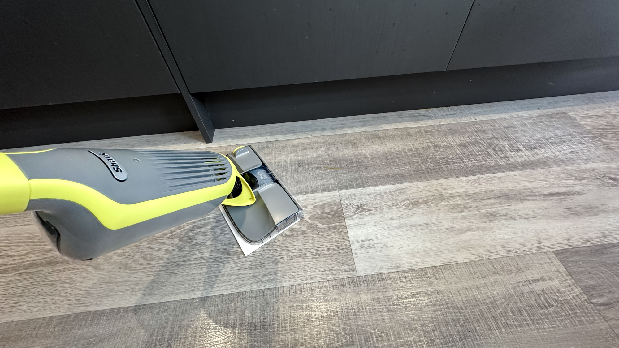 סקירת Vacmop של כריש