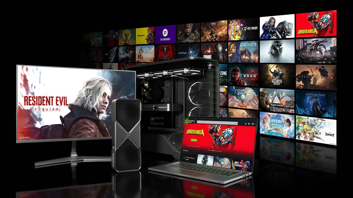 NVIDIA RTX משחק תמונת קונספט עם צג, כרטיס גרפי ומחשב נייד על רקע כהה