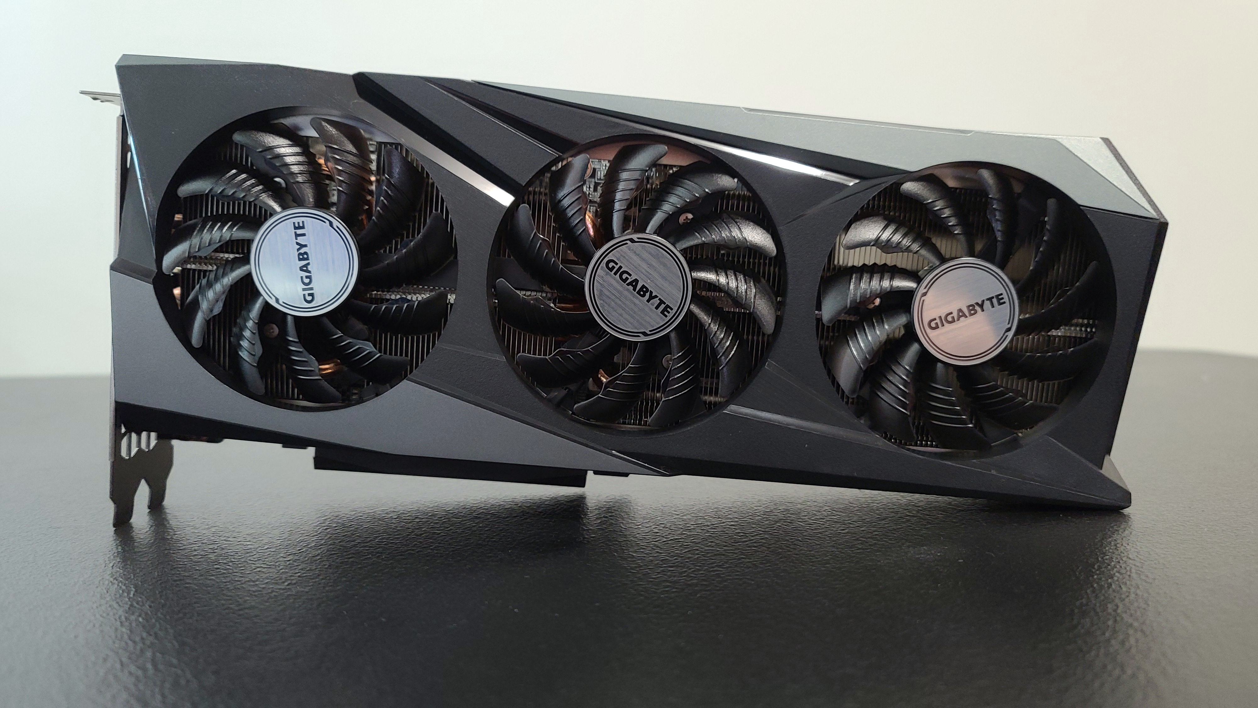 AMD Radeon RX 6600 XT