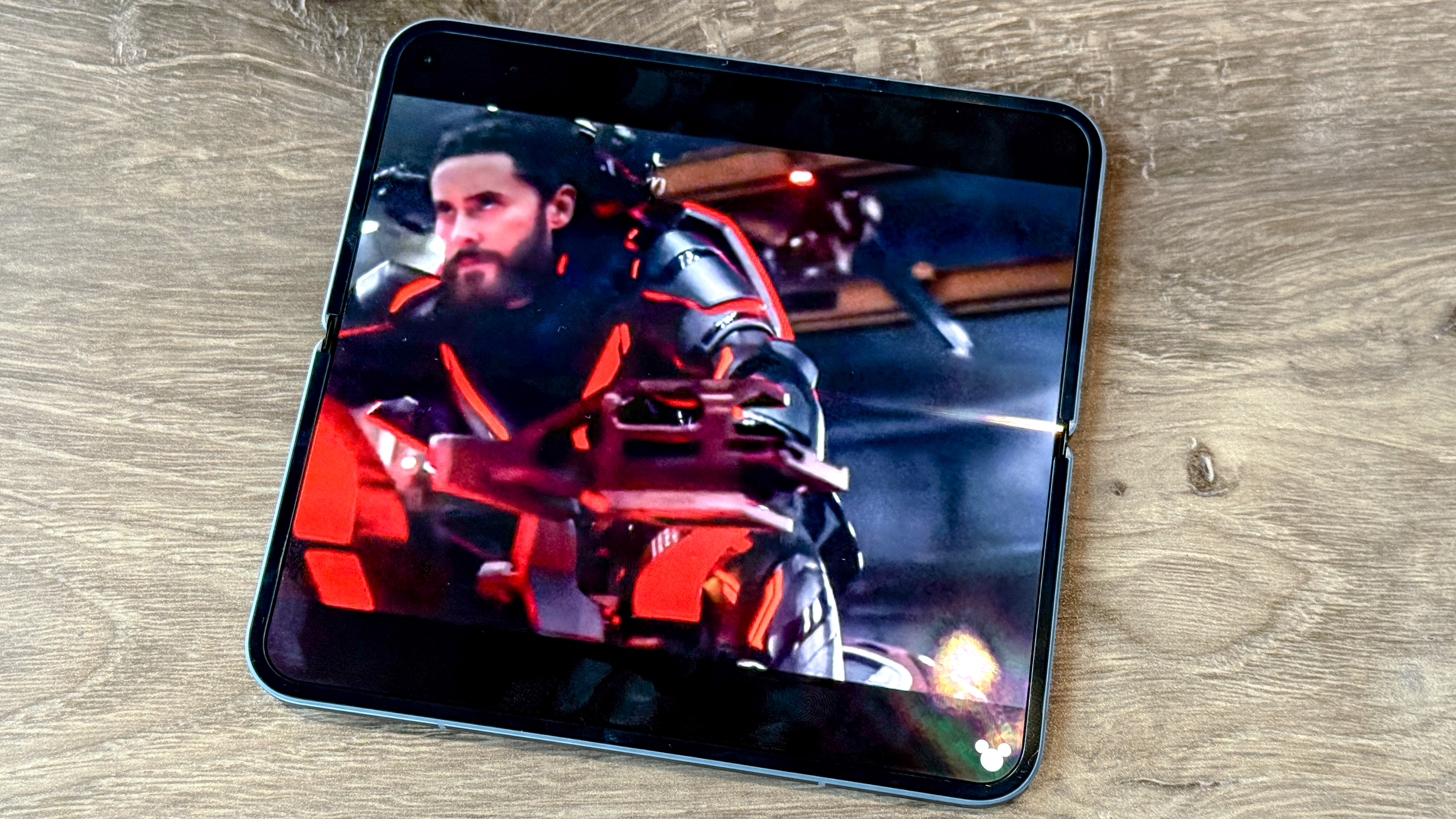 Google Pixel 10 Pro Clead