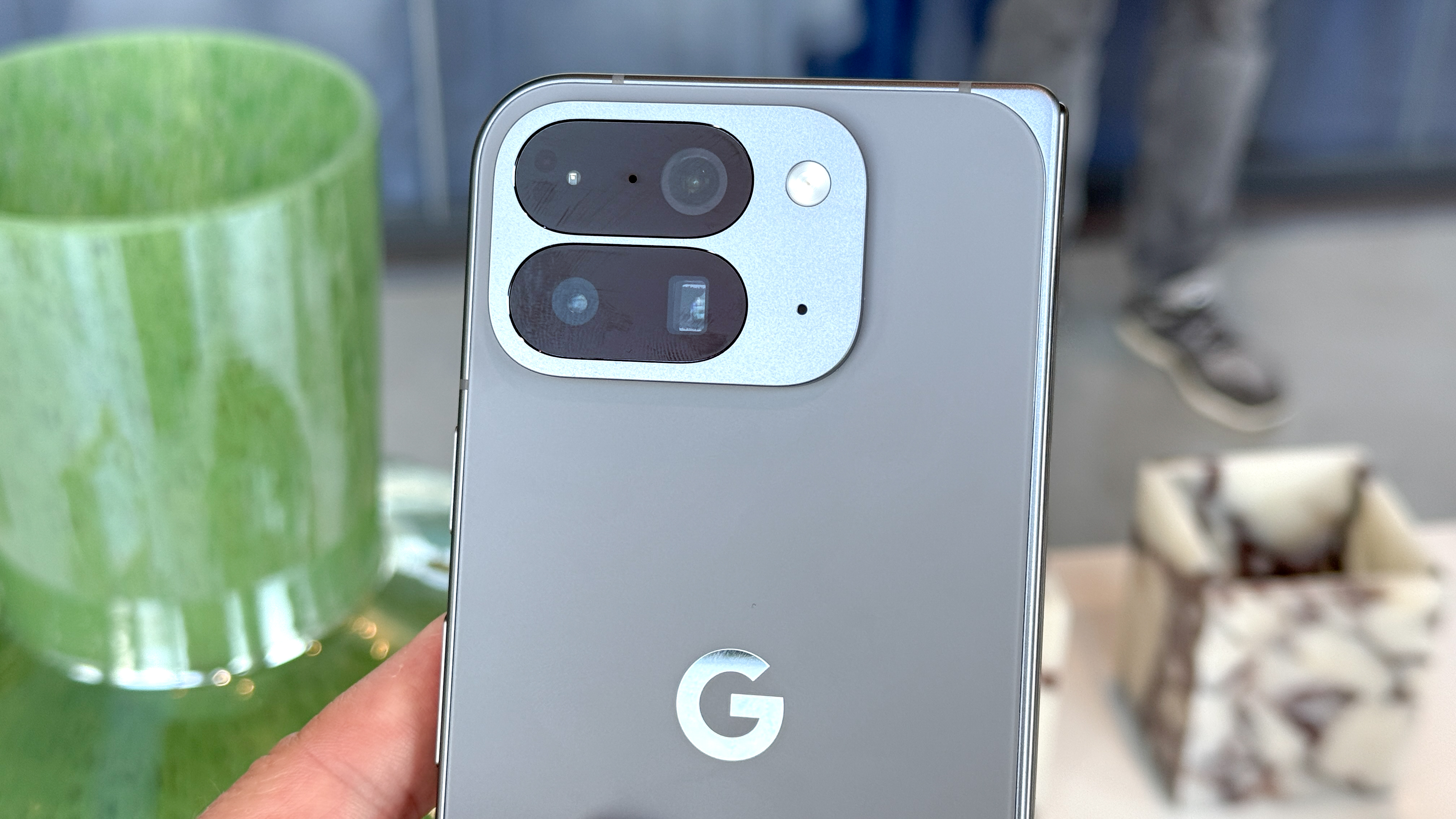 Google Pixel 10 Pro Clead