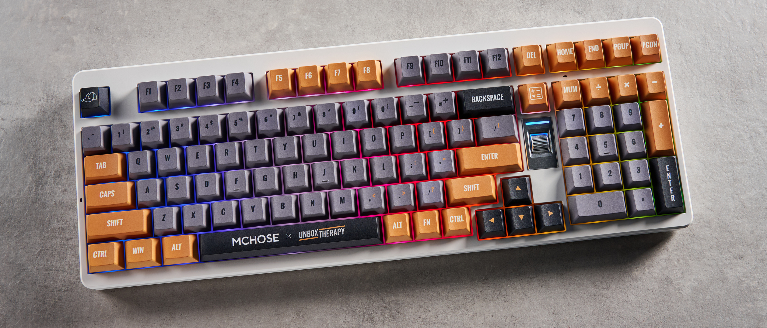 A retro-inspired McHose x Unbox Therapy UT98 mechanical keyboard