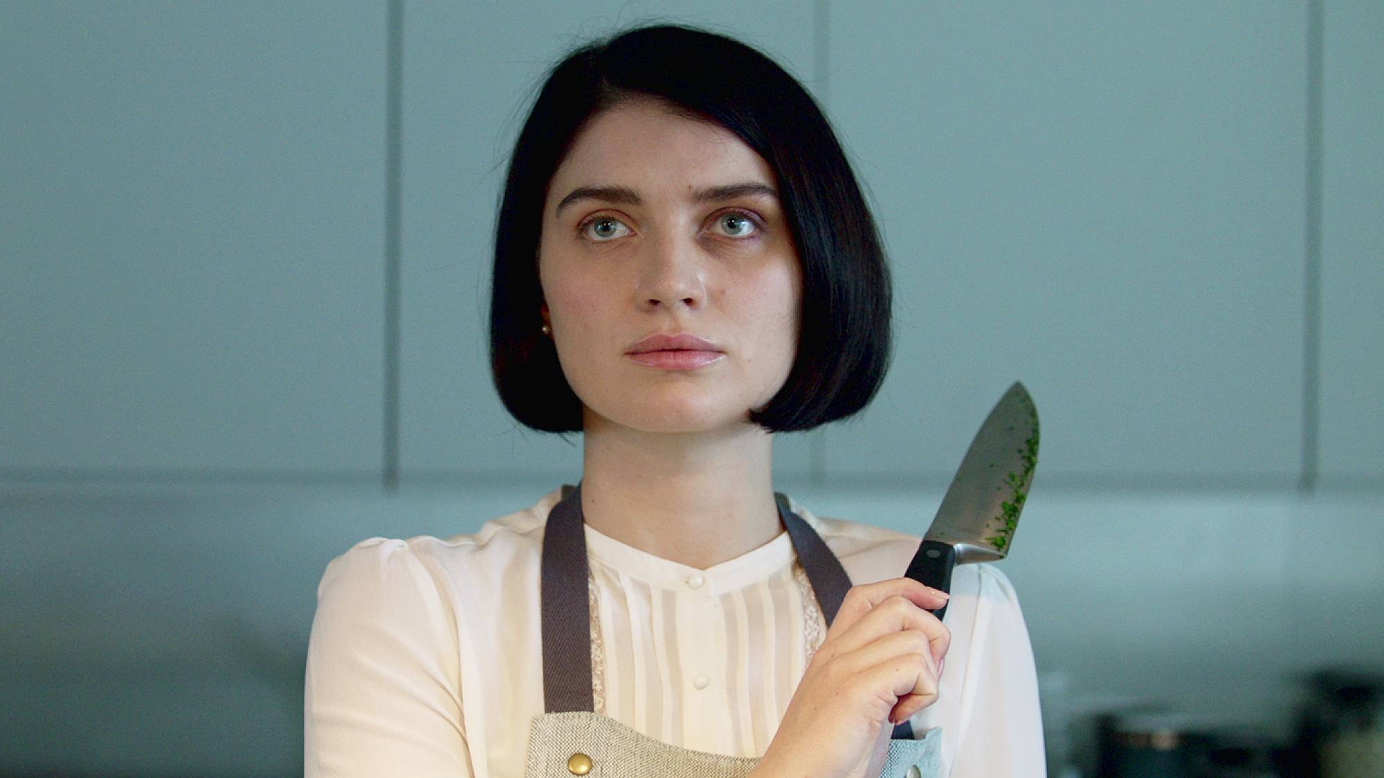Eve Hewson as Adele in "Behind Her Eyes" on Netflix