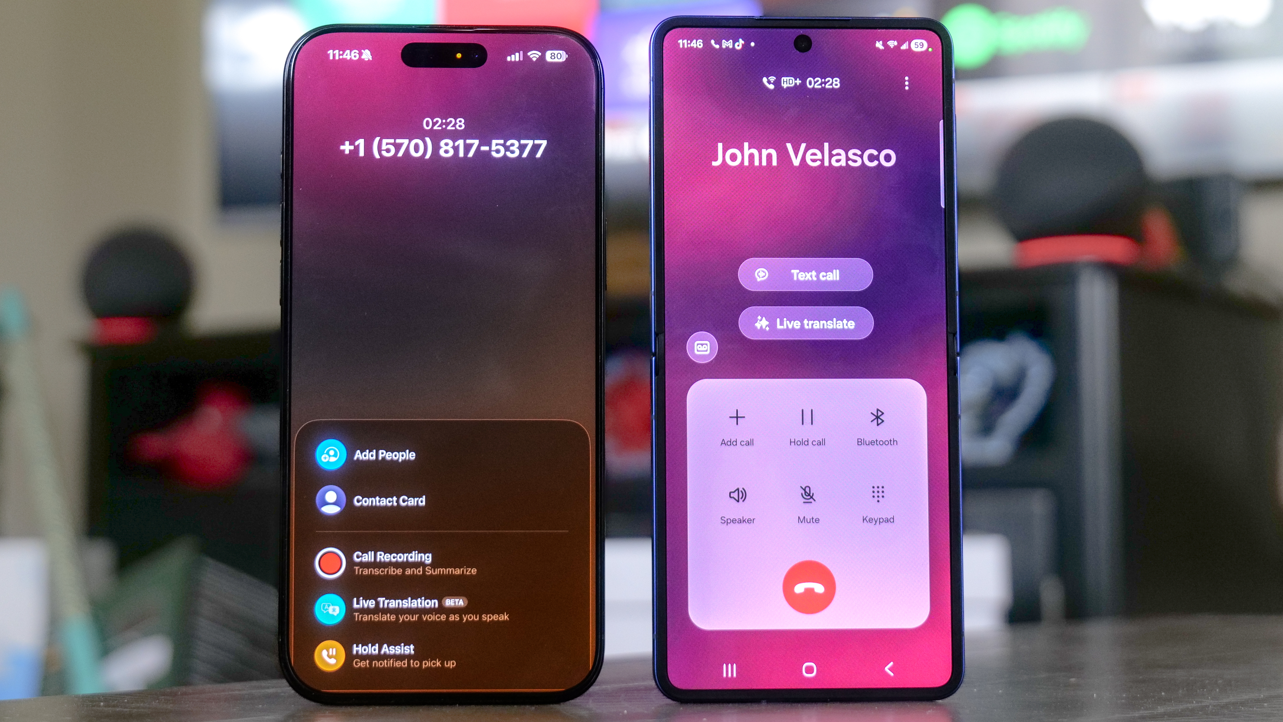 Live Translate Face-Off iOS 26 לעומת Galaxy AI באמצעות iPhone 16 Pro Max ו- Galaxy Z Flip 7.