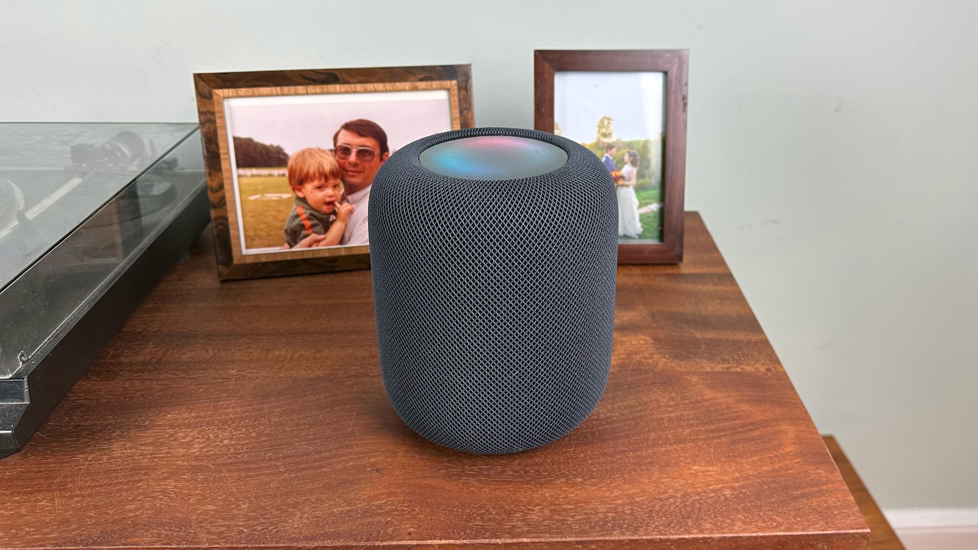 Apple HomePod 2 listing