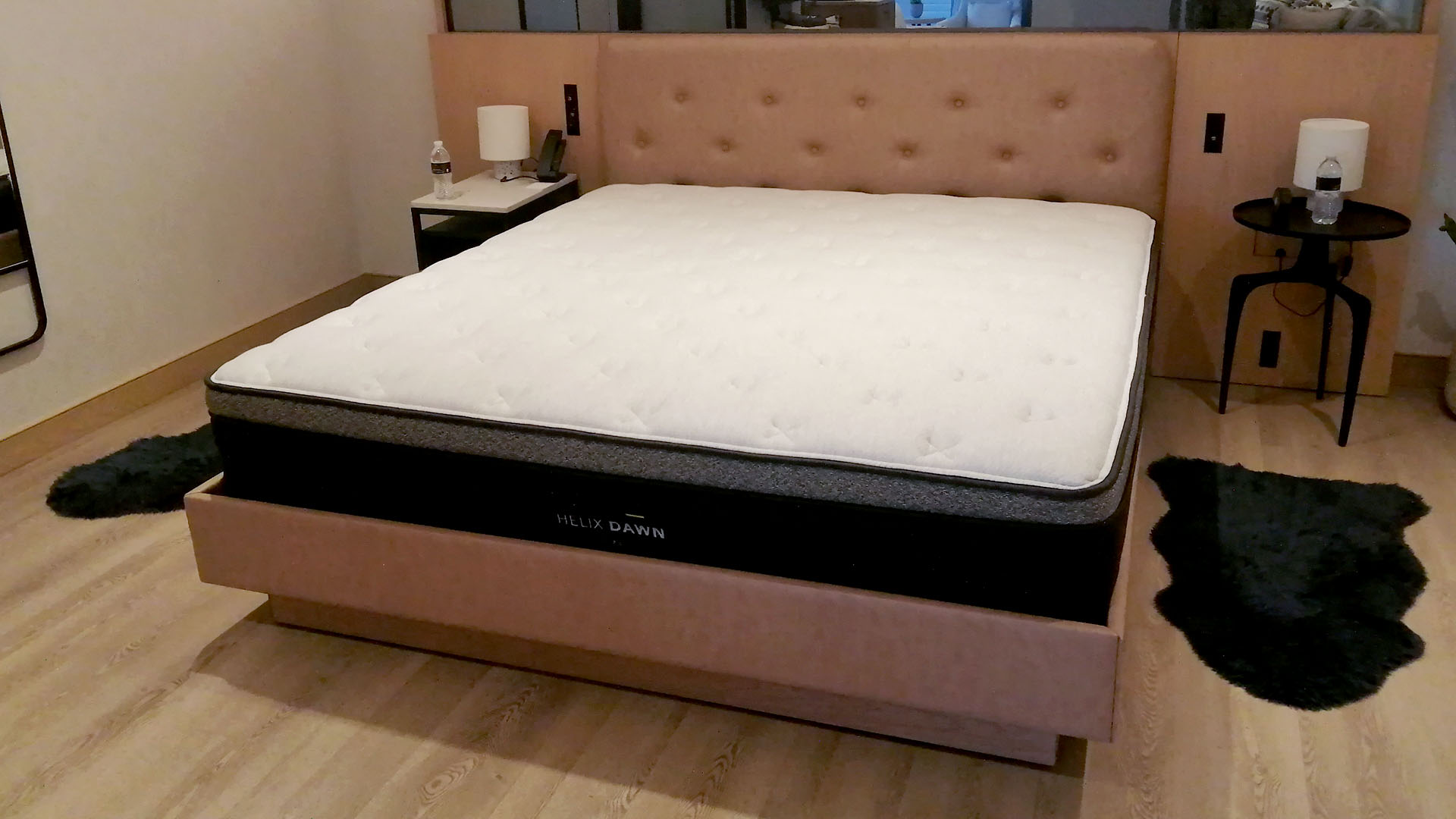 מזרן Luxe Luxe של Helix Dawn