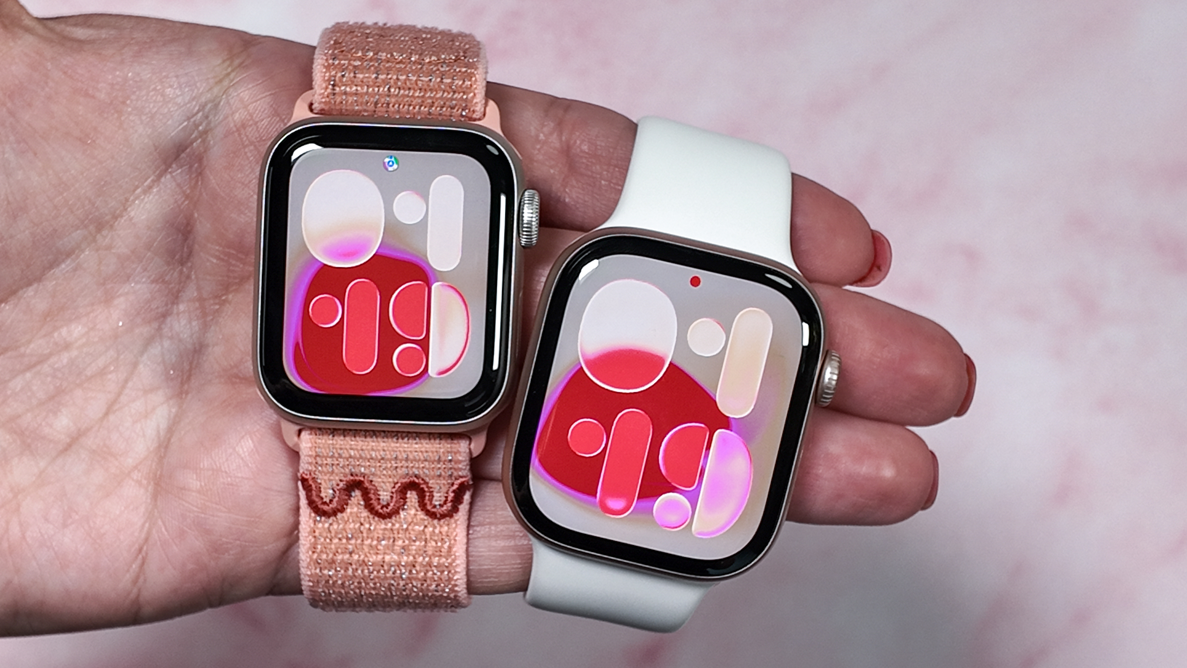 Apple Watch 11 לעומת SE 3