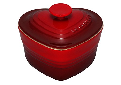 Le Creaset Stoneware Heart ...