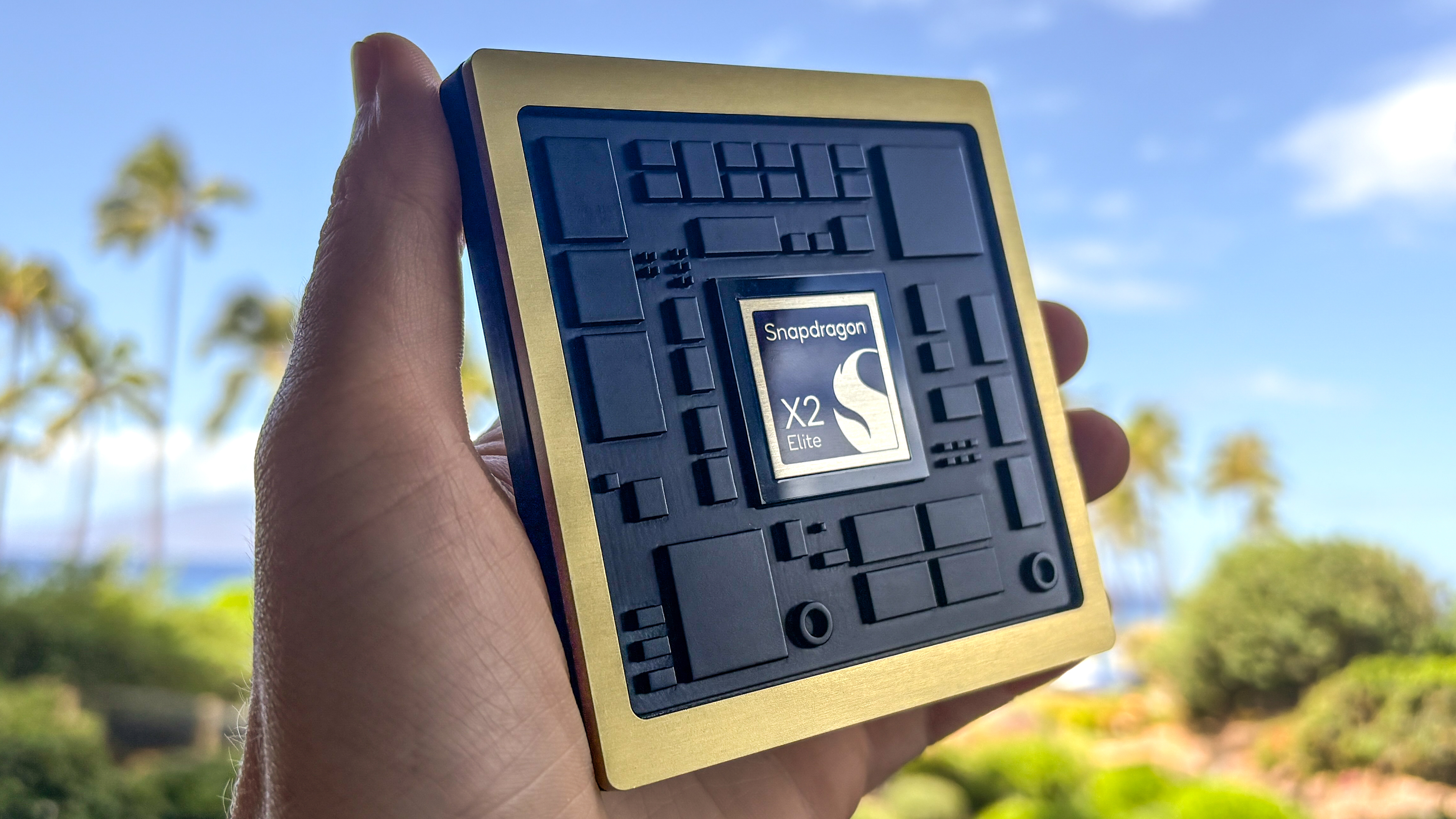 מארז מעבד Snapdragon X2 Elite