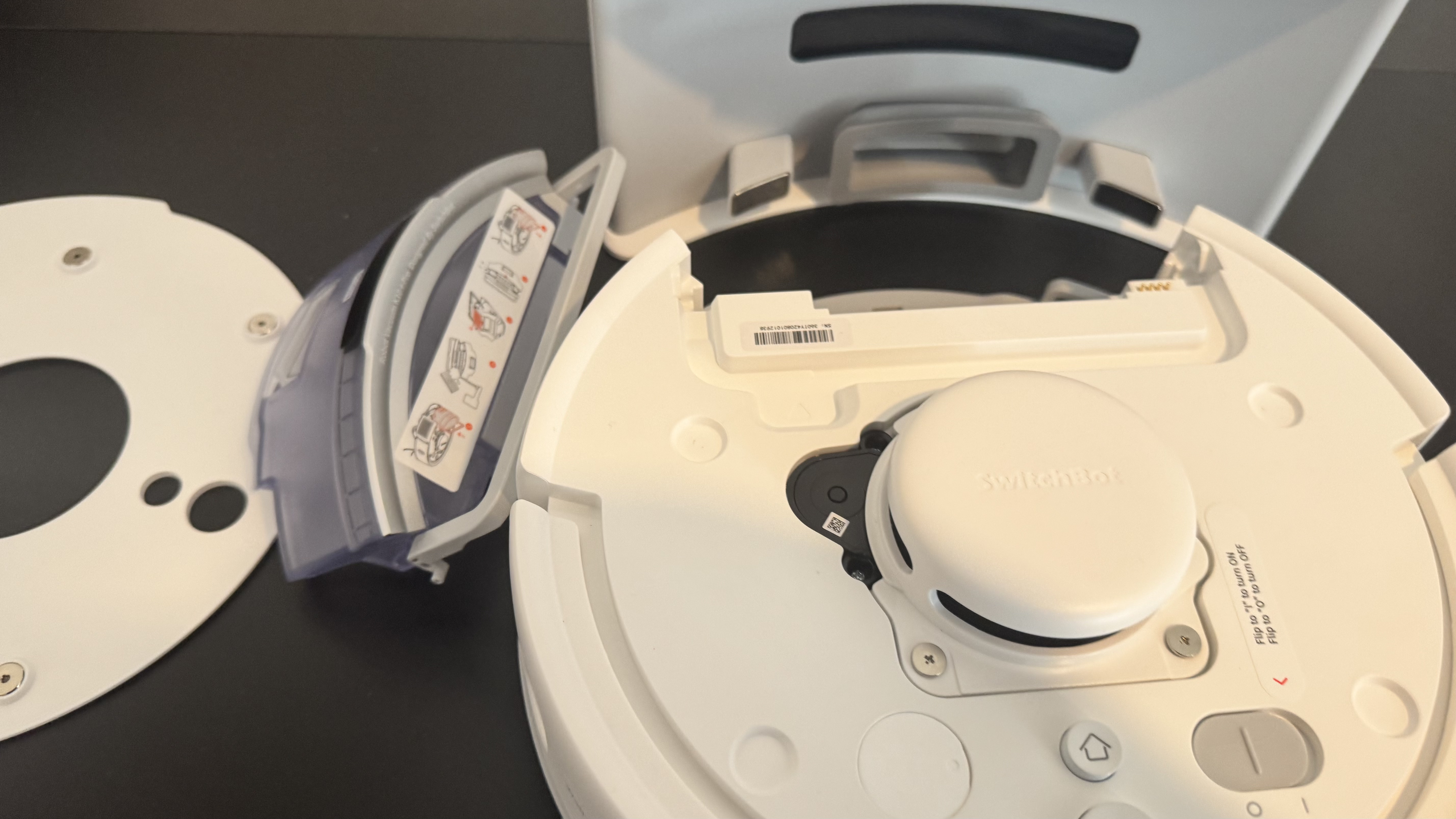 Switchbot k10+ vacuum robot