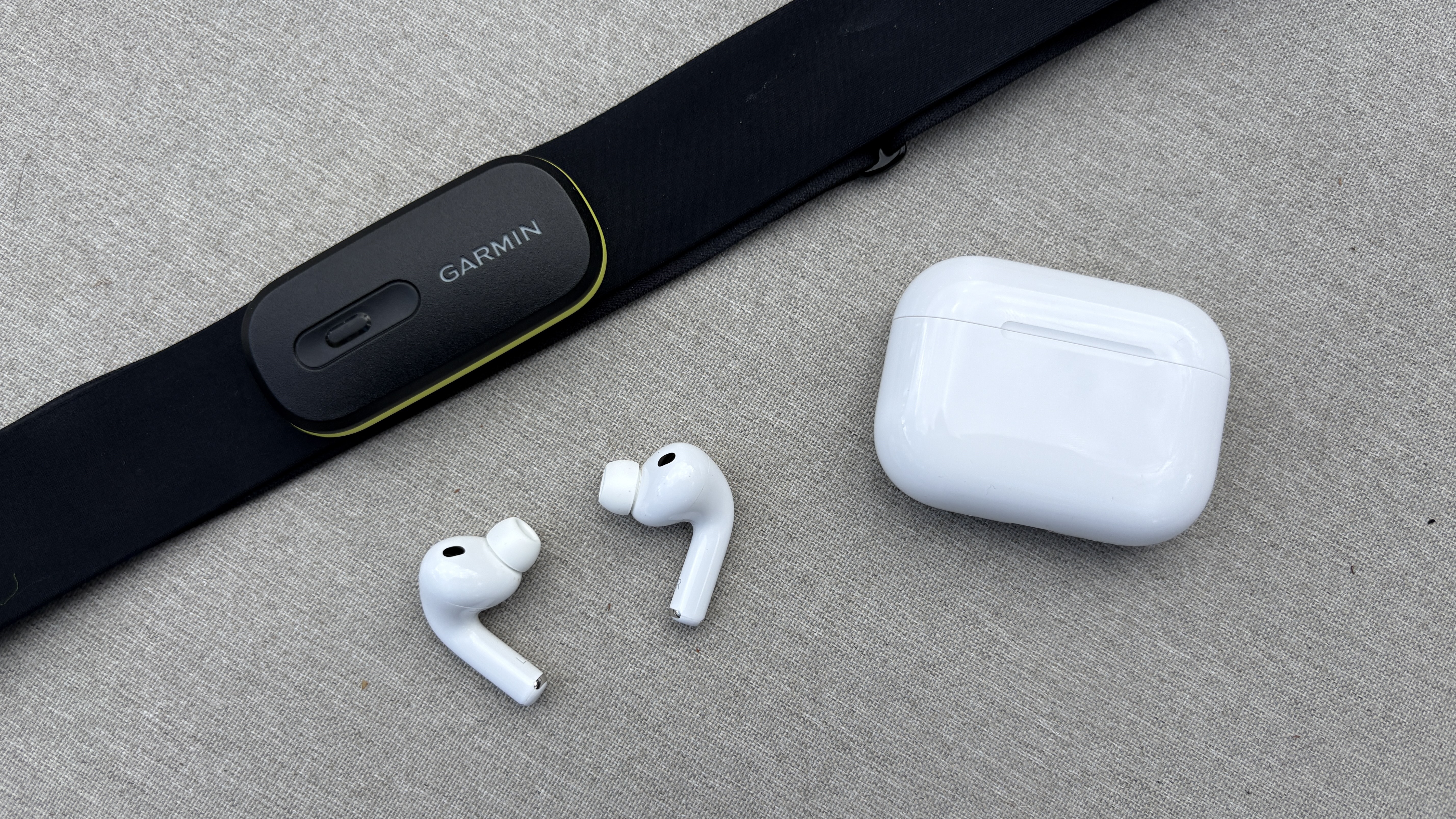 Apple Airpods Pro 3 לעומת HRM