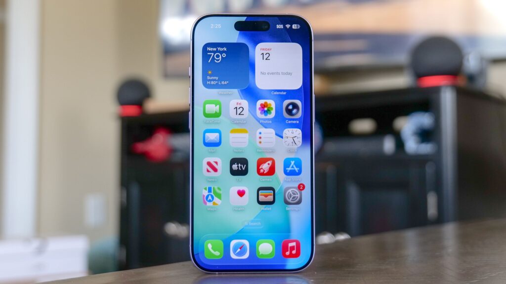 בדיוק גיליתי את התכונה האיכותית הזו של שיחת iPhone - והיא מסתתרת באופק במשך שנים