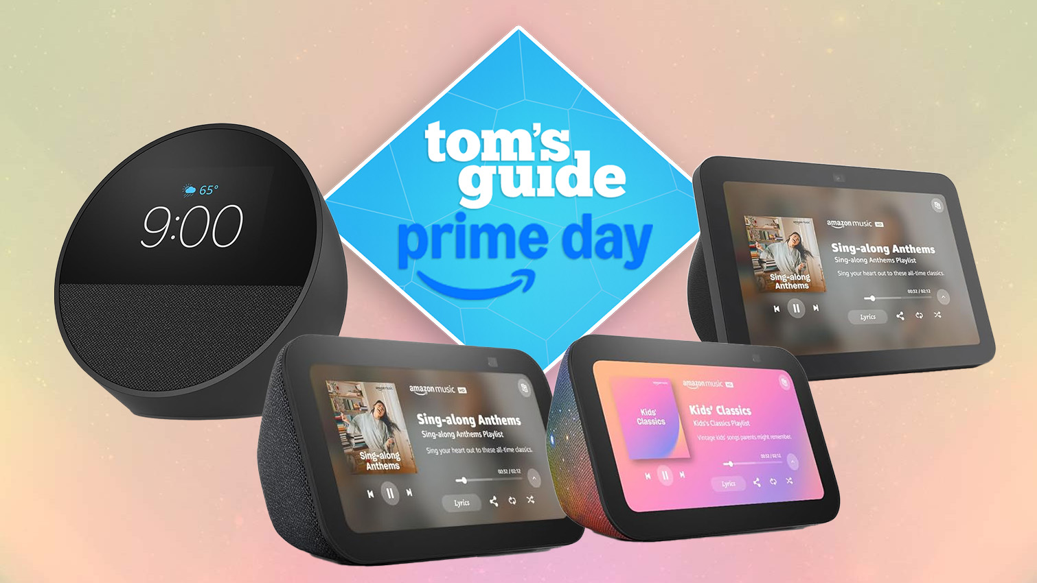 ארבעה רמקולים שונים של Amazon Echo Show על רקע ורוד עם תג יום ראשוני.