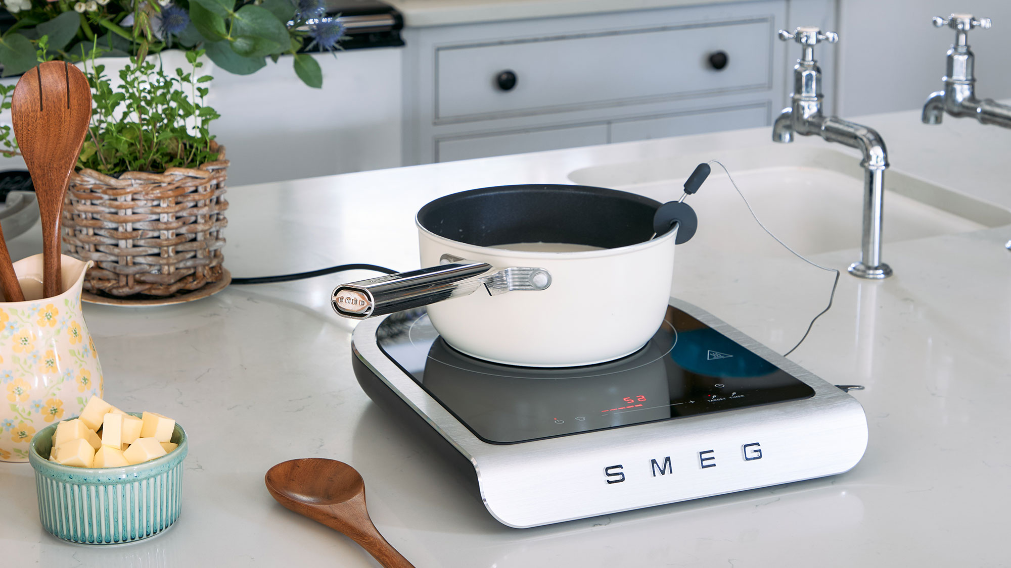 כיריים אינדוקציה ניידות של SMEG '