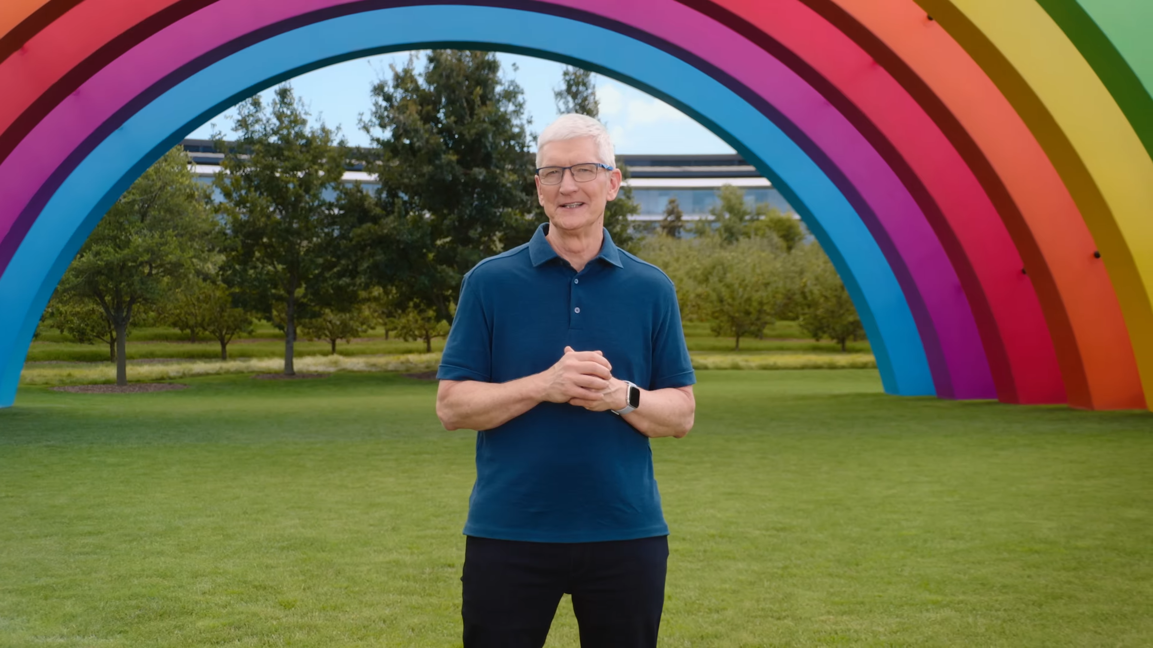טים קוק באירוע Apple Glowtime
