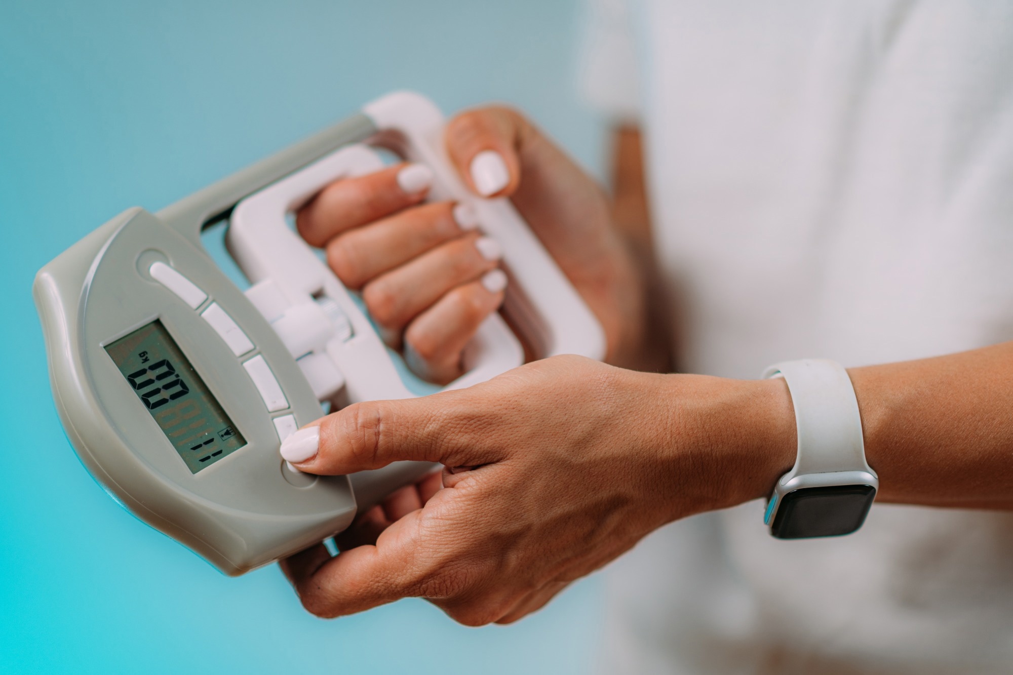 Using Hand Dynamometer for Grip Strength Test