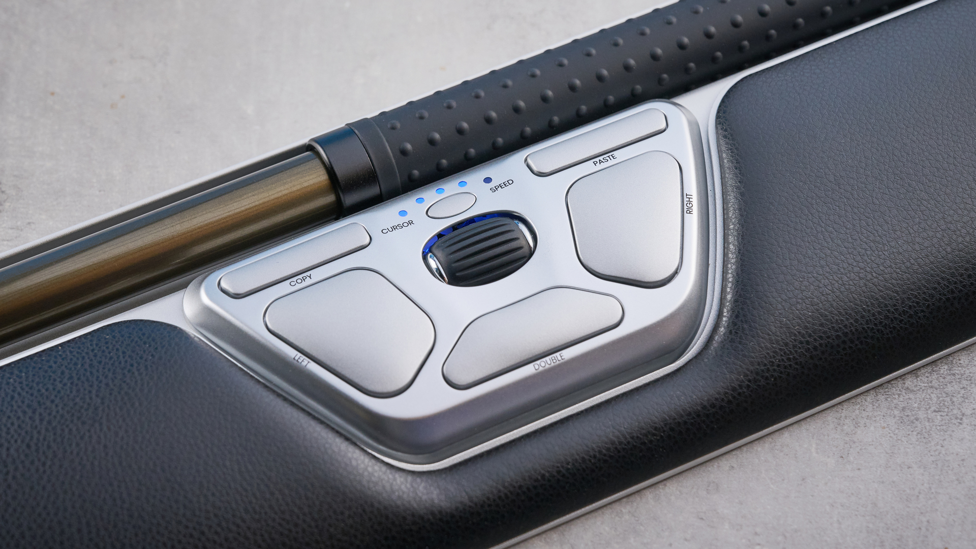 Contour RollerMouse Red Wireless עם משענת היד הדקה