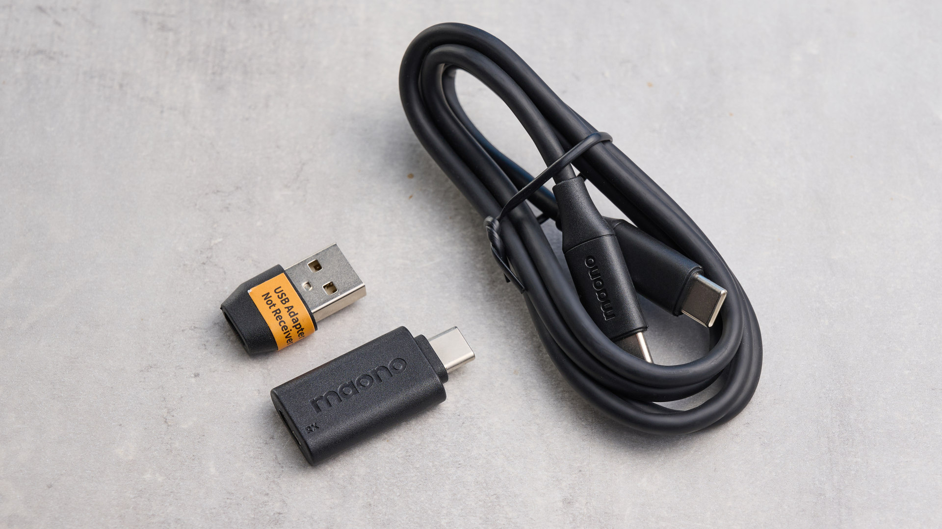 המיקרופון maono dm40 pro עם פאנל RGB ומסנן פופ מובנה עם קישוריות usb-c וקישוריות אלחוטית