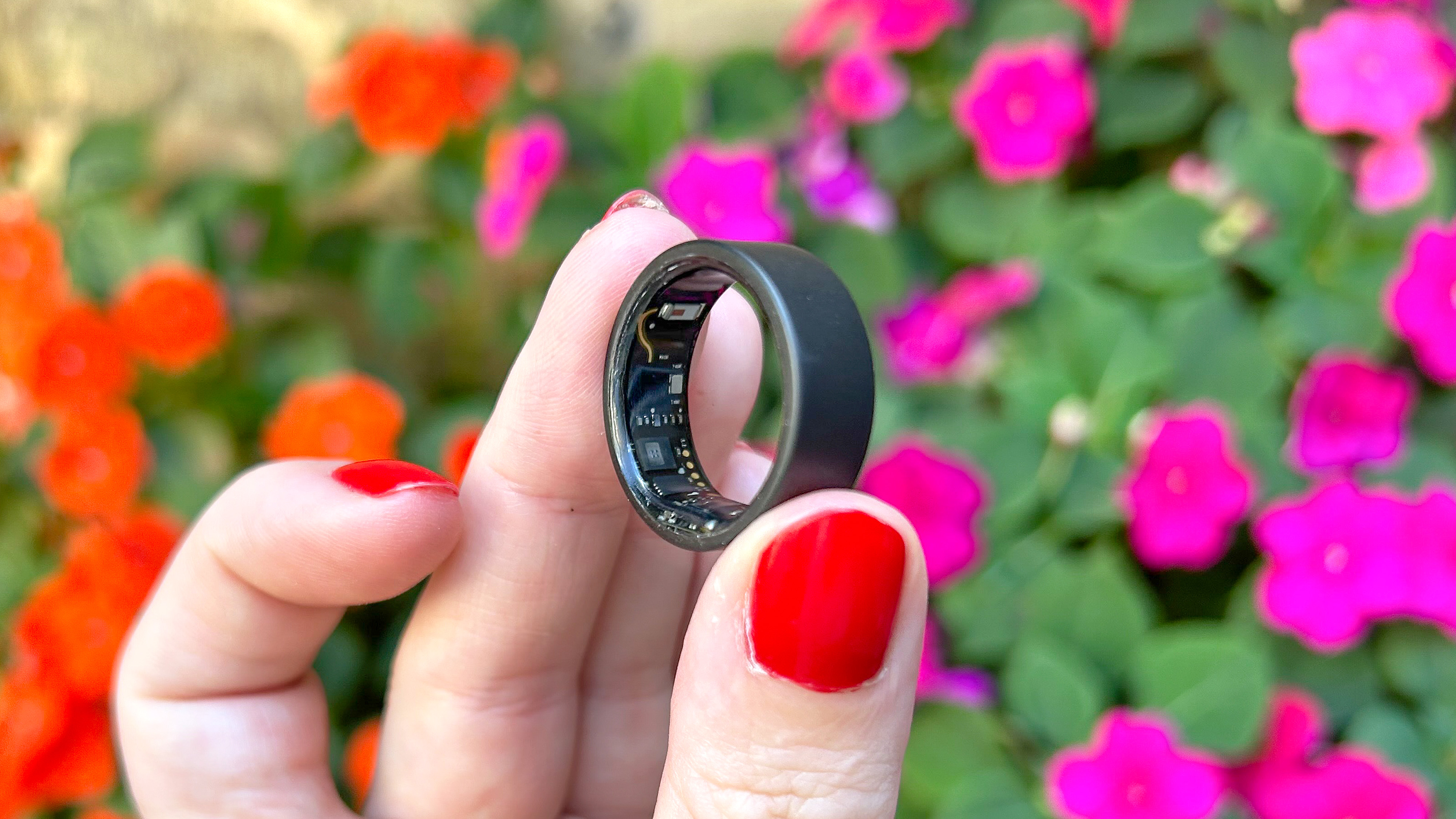 Ultrahuman Ring Air טבעת חכמה.