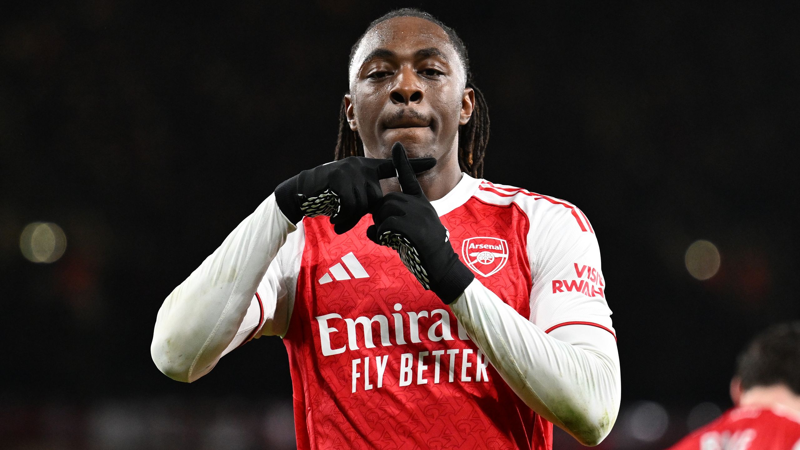 איך לראות את ארסנל נגד באיירן מינכן עם הנחה של 75% על עסקת בלאק פריידי