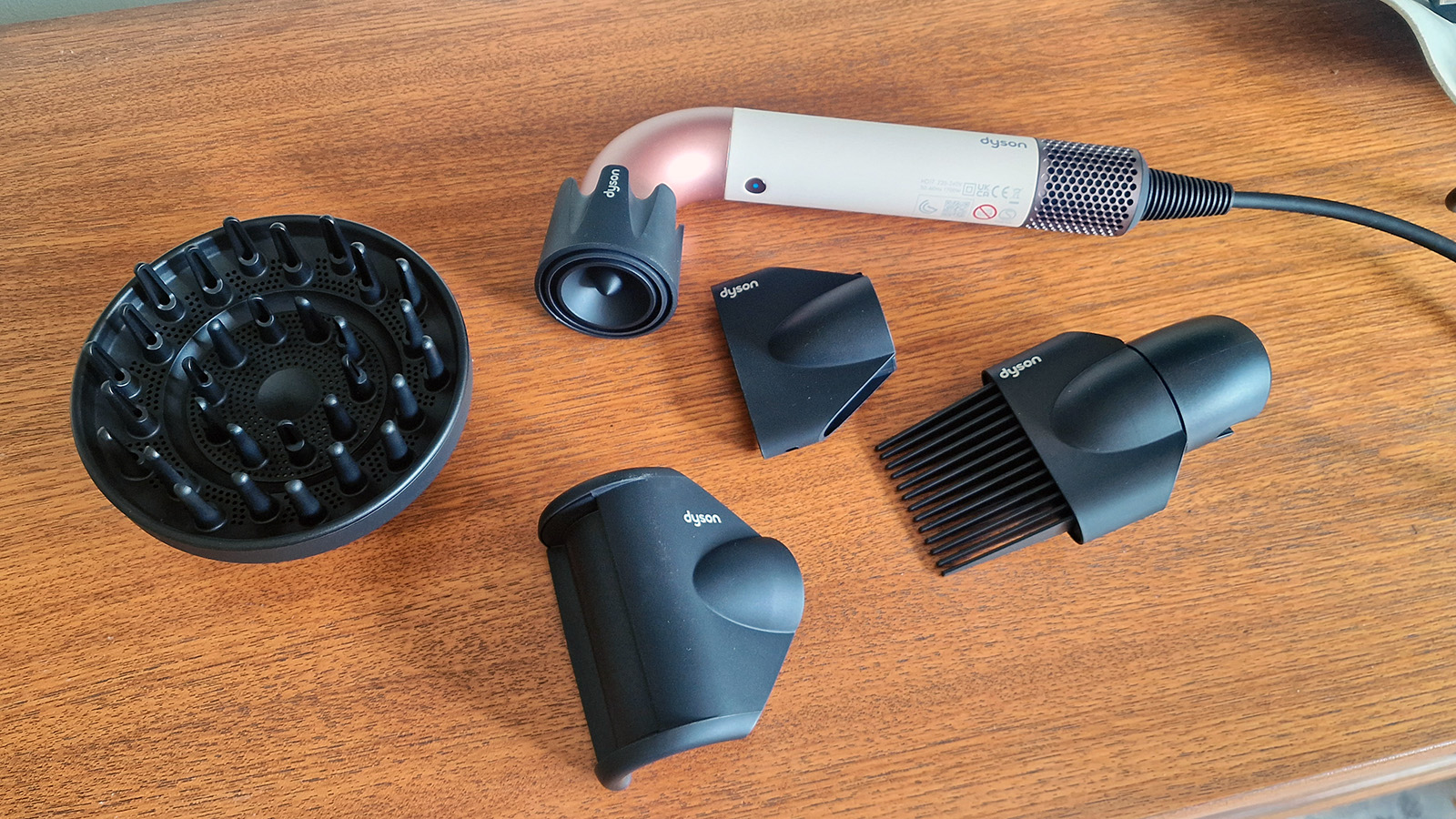 סקירת Dyson Supersonic R