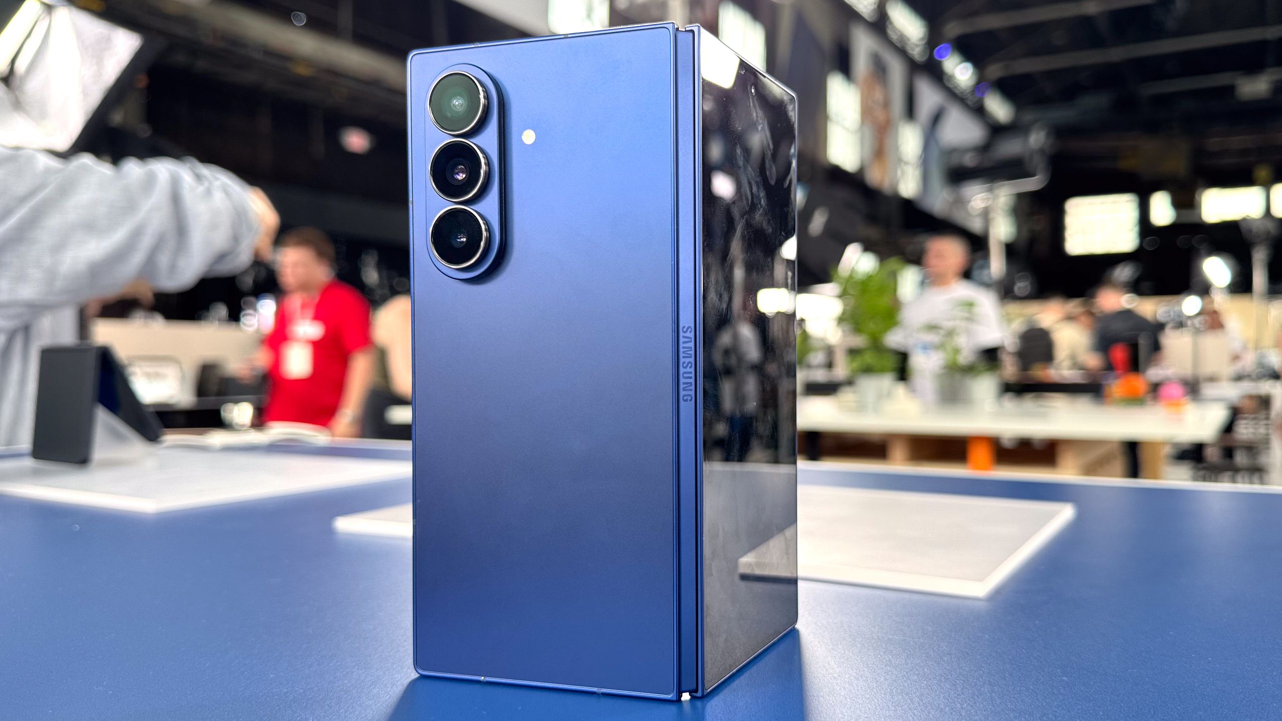 השדרוג האחרון של Galaxy Z Fold 8 מגלה שסמסונג יכולה סוף סוף להאזין