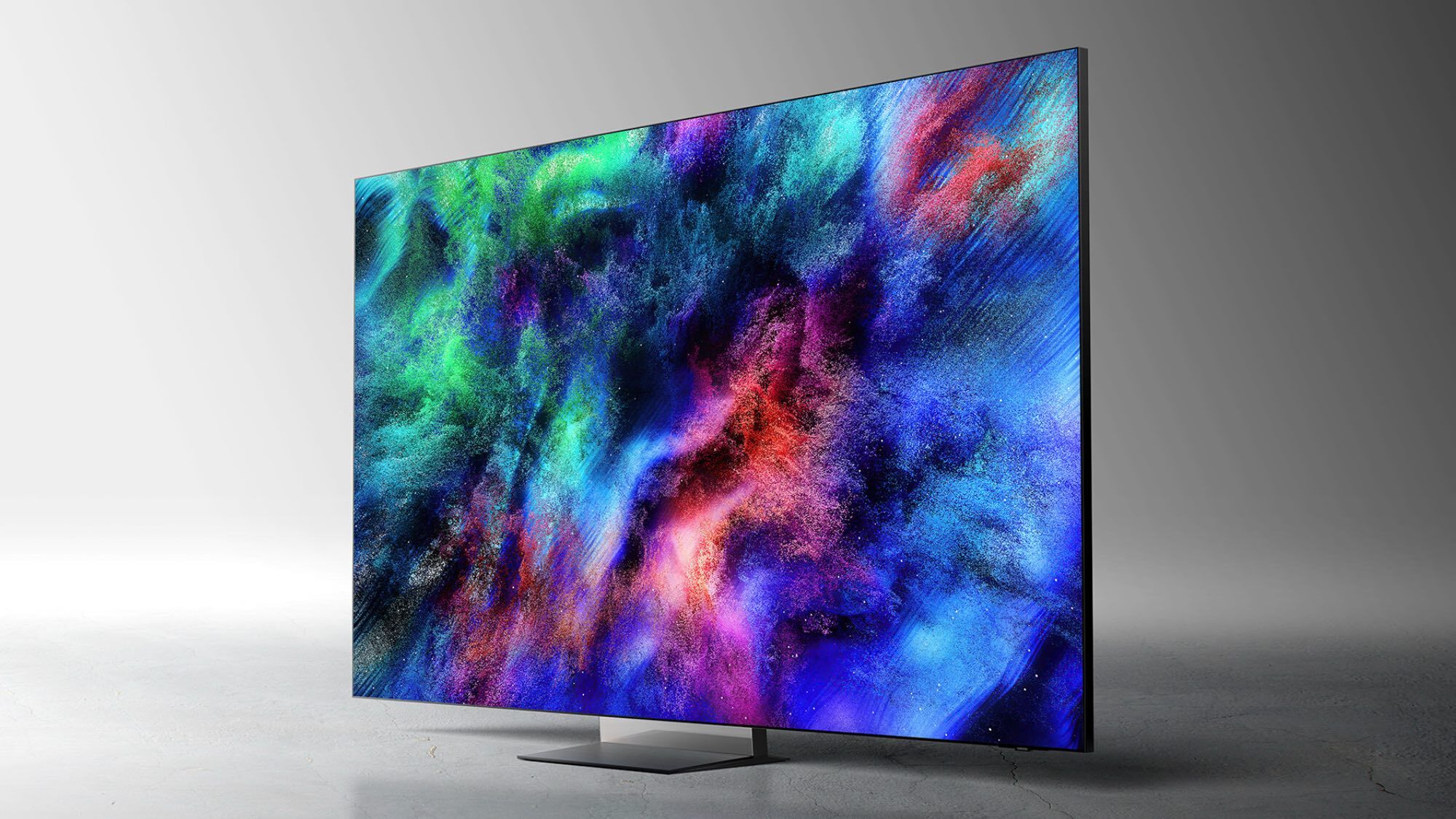 Samsung RGB Micro TV על רקע אפור.