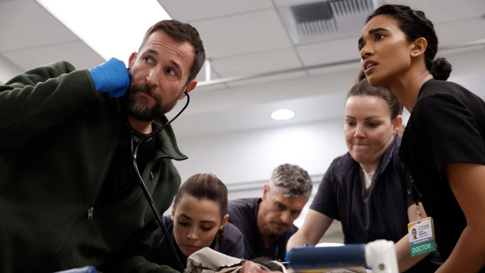 Noah Wyle, Supriya Ganesh and more of the 'Pitt' crew, treating patients