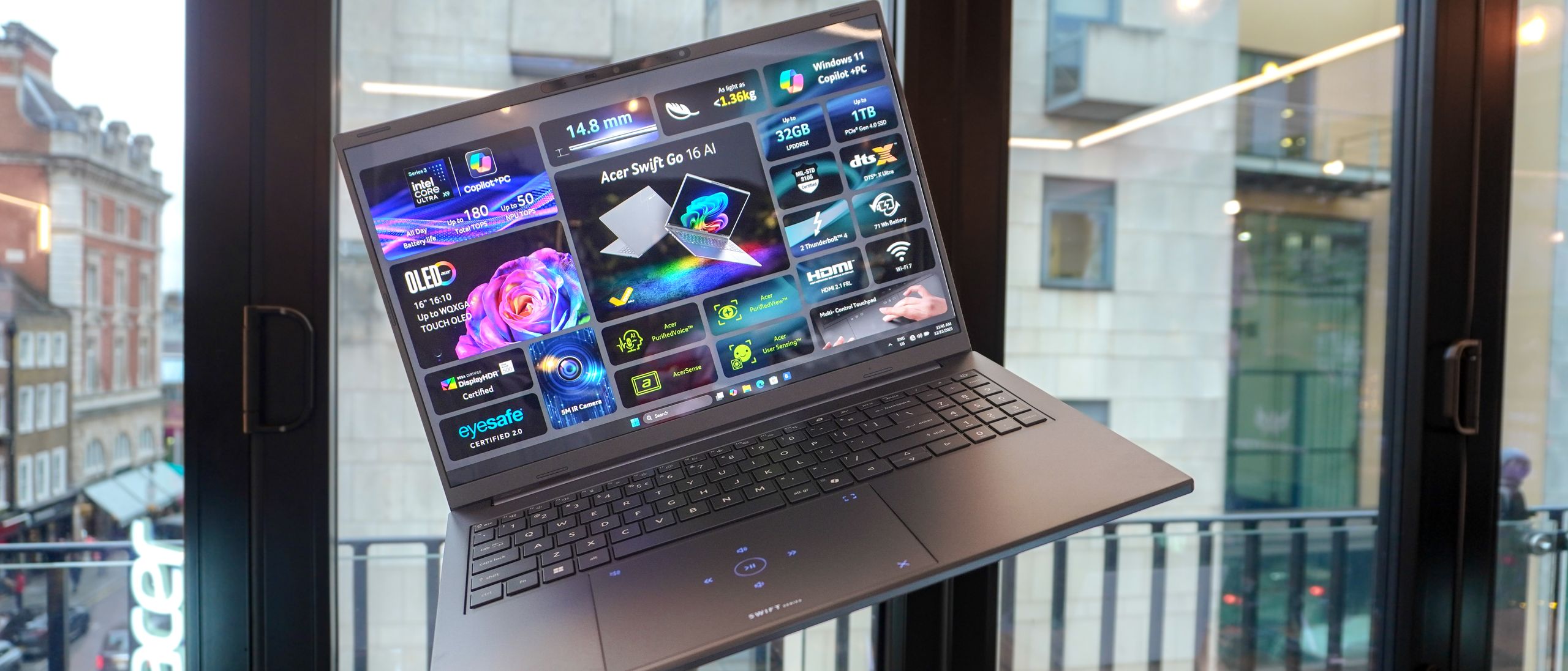 בדקתי את Acer Swift Go 16 החדש ב-CES - וזה מחשב נייד אחד מבטיח ברצינות מאת Tony Polanco שפורסם ב-5 בינואר 26 עדיין לא דורג Acer Swift Go 16 AI החדש הוא מחשב נייד אולטרה נייד שיכול לספק ביצועים רציניים וחיי סוללה הודות למעבד Panther Lake שלו.