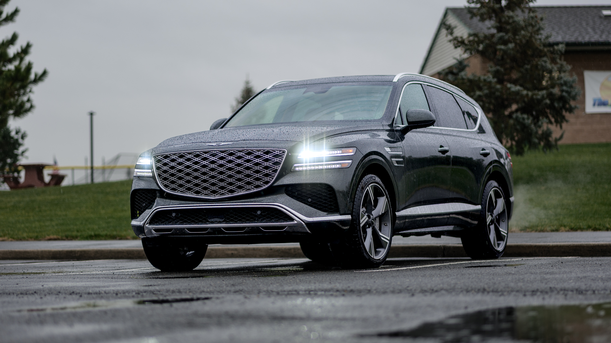 סקירת נסיעת מבחן של Genesis GV80 2026.