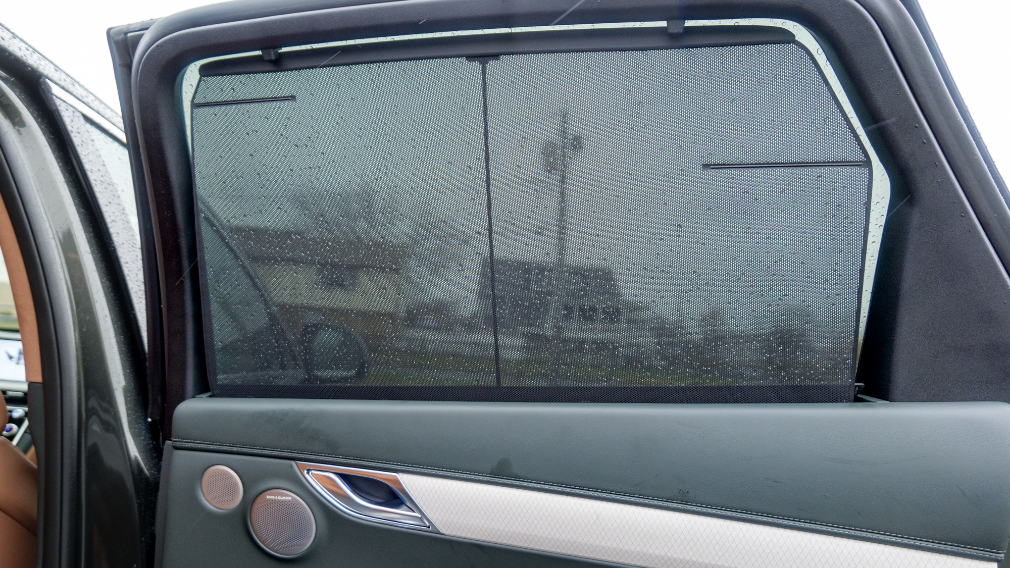 סקירת נסיעת מבחן של Genesis GV80 2026.