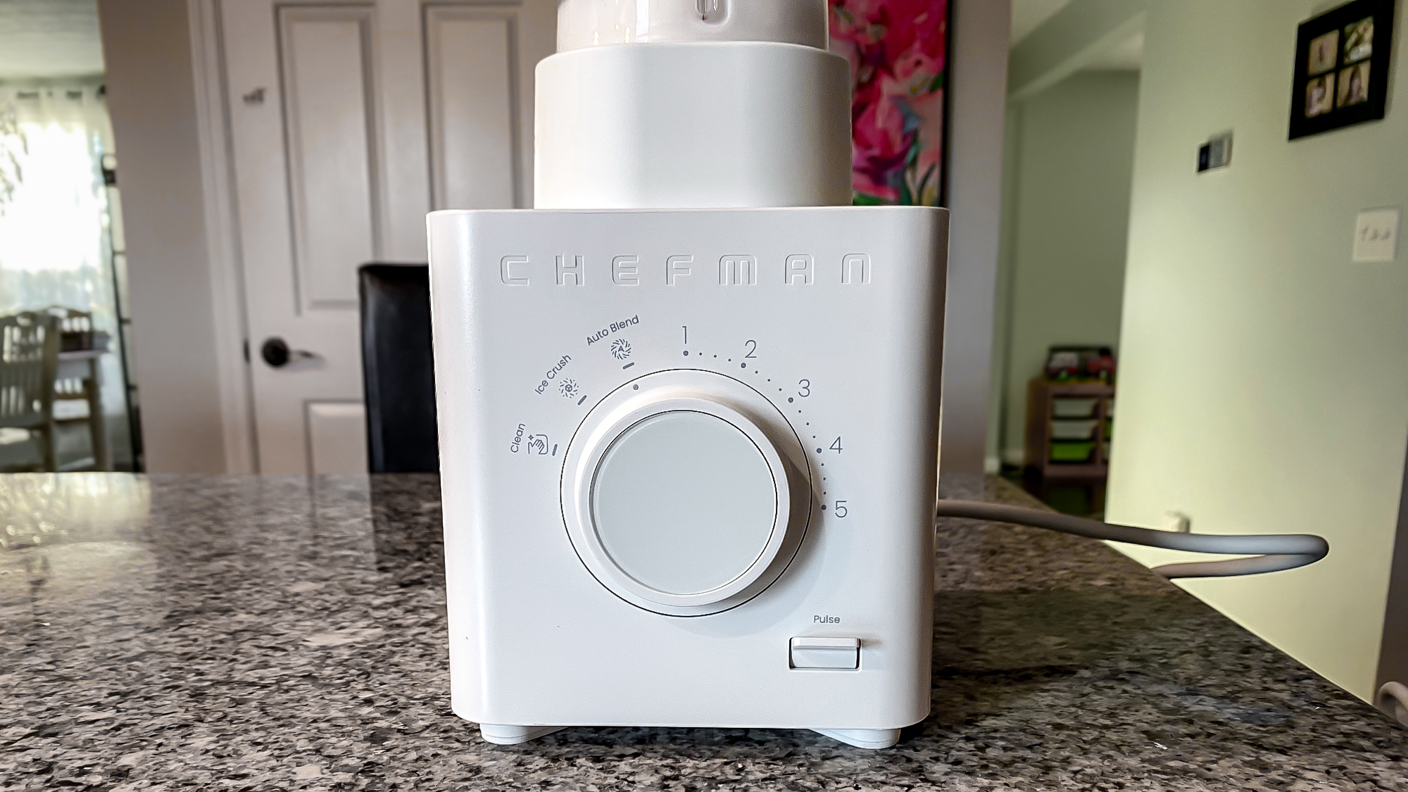 Chefman Obliterator על השיש