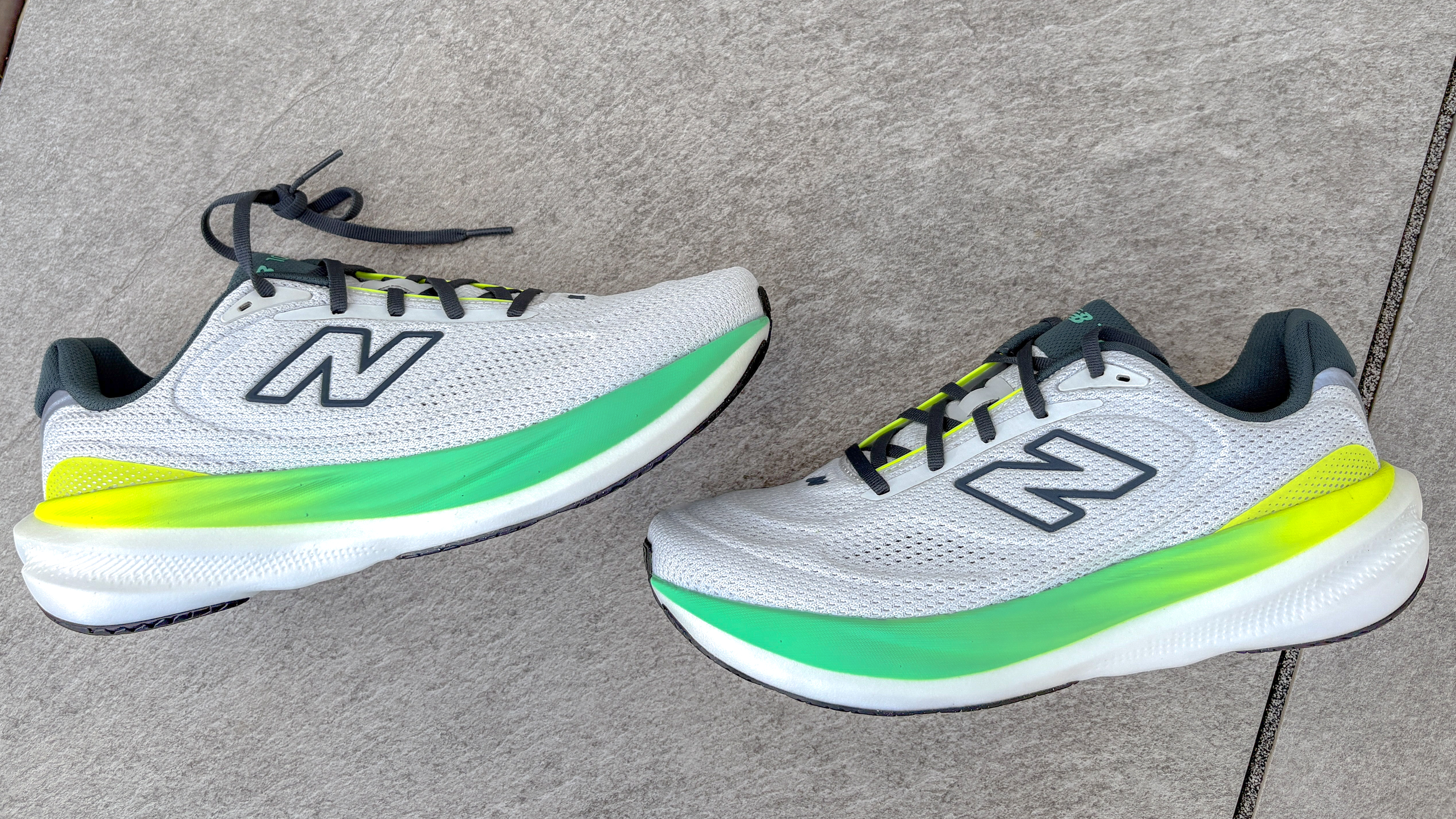 נעל ריצה ניו באלאנס 1080v15