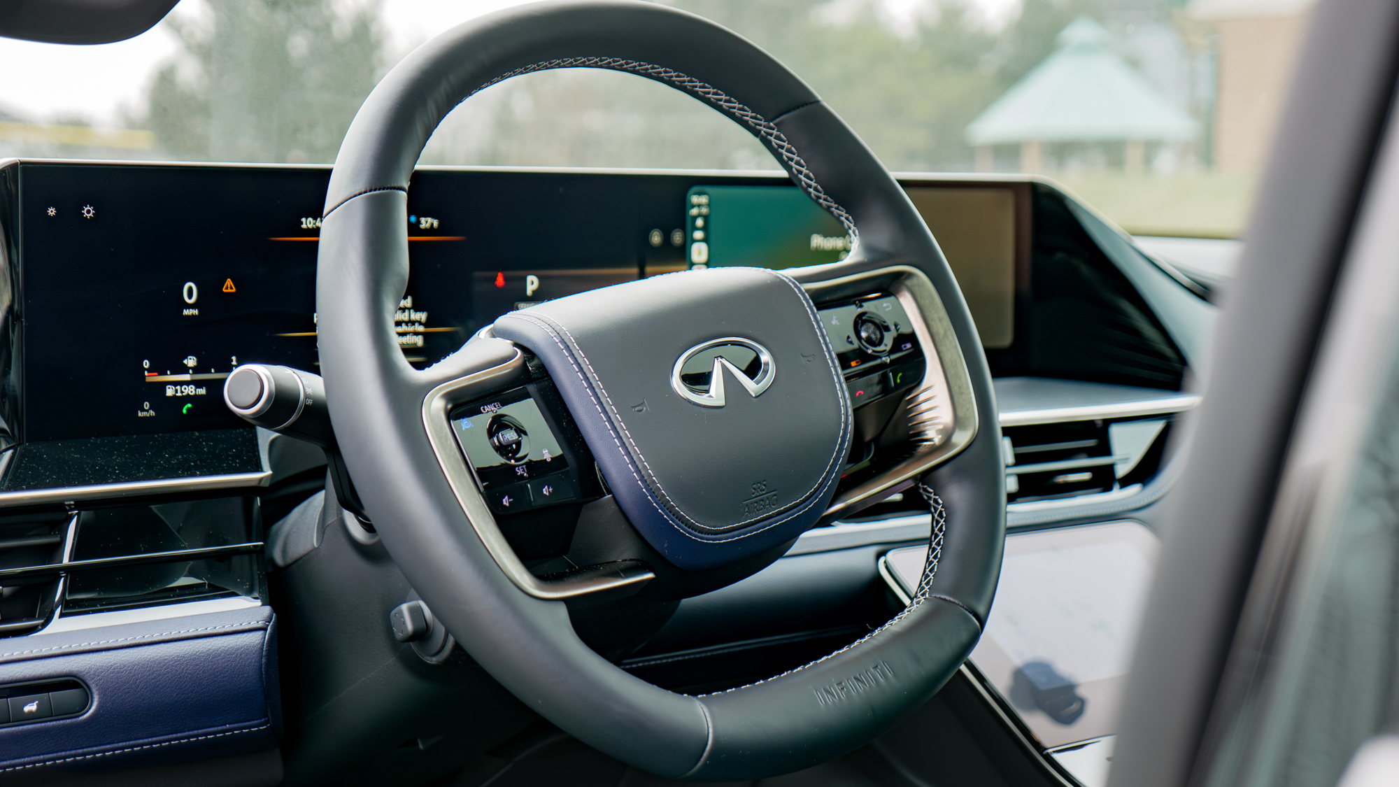 נסיעת מבחן 2026 Infiniti QX80.