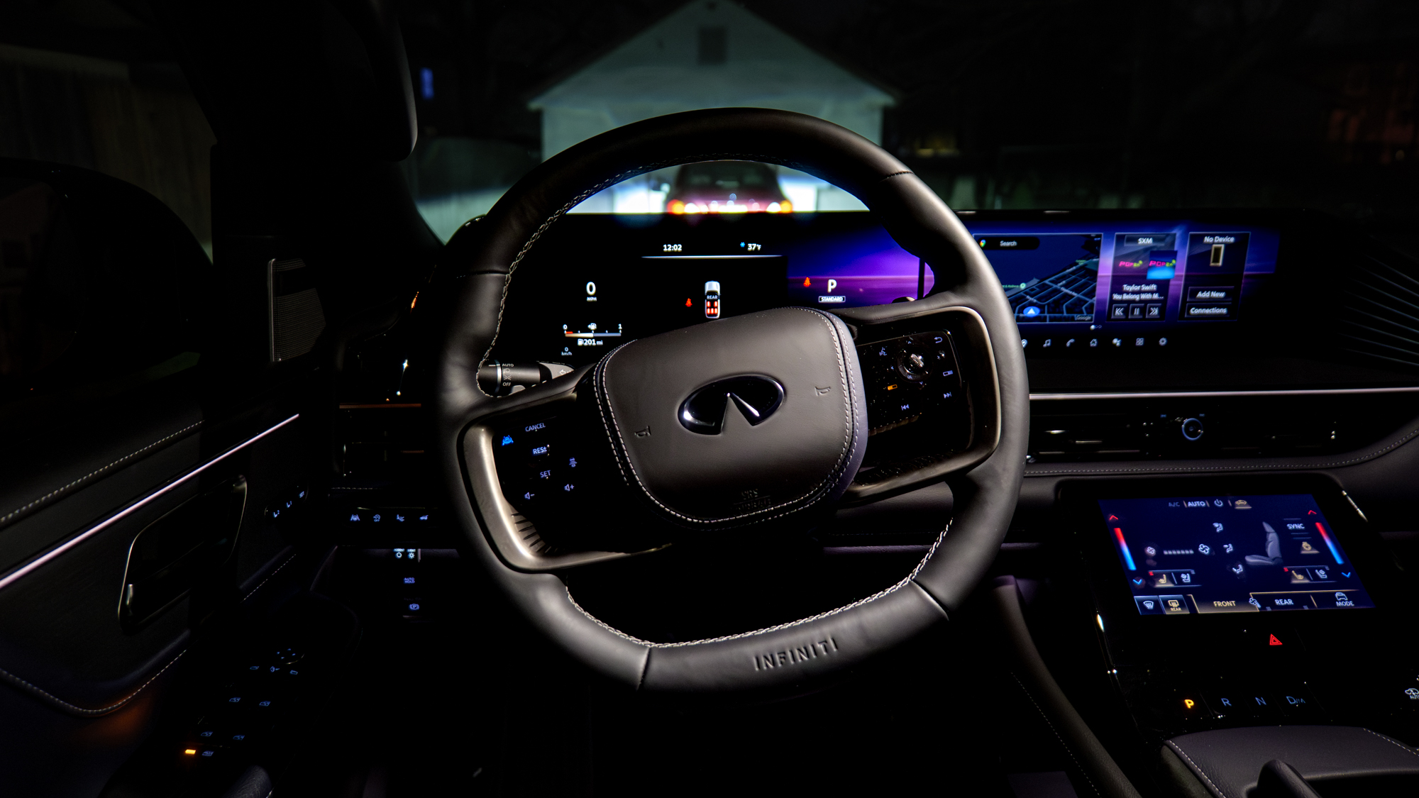 נסיעת מבחן 2026 Infiniti QX80.