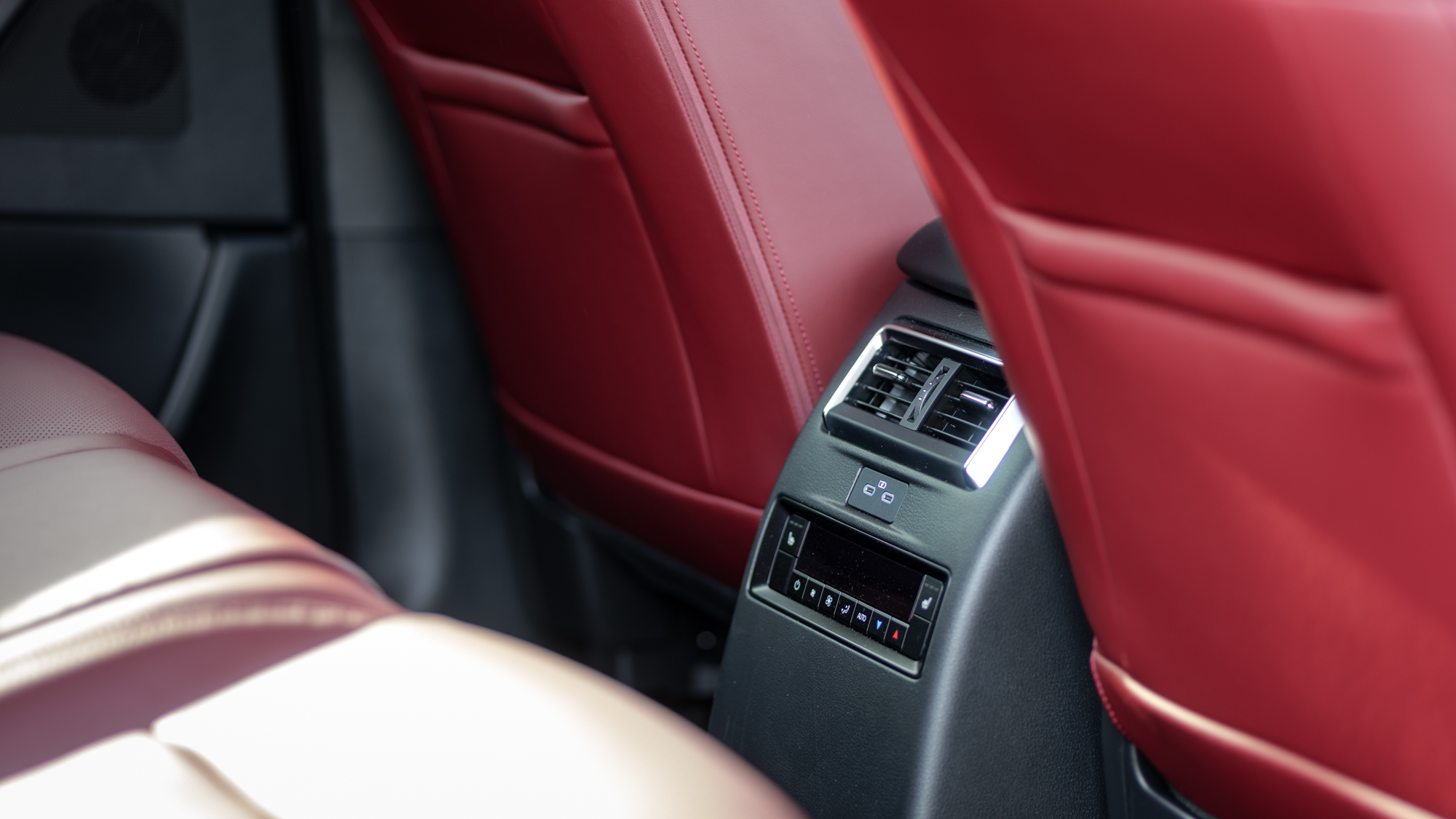 סקירת מאזדה CX-70 2026.