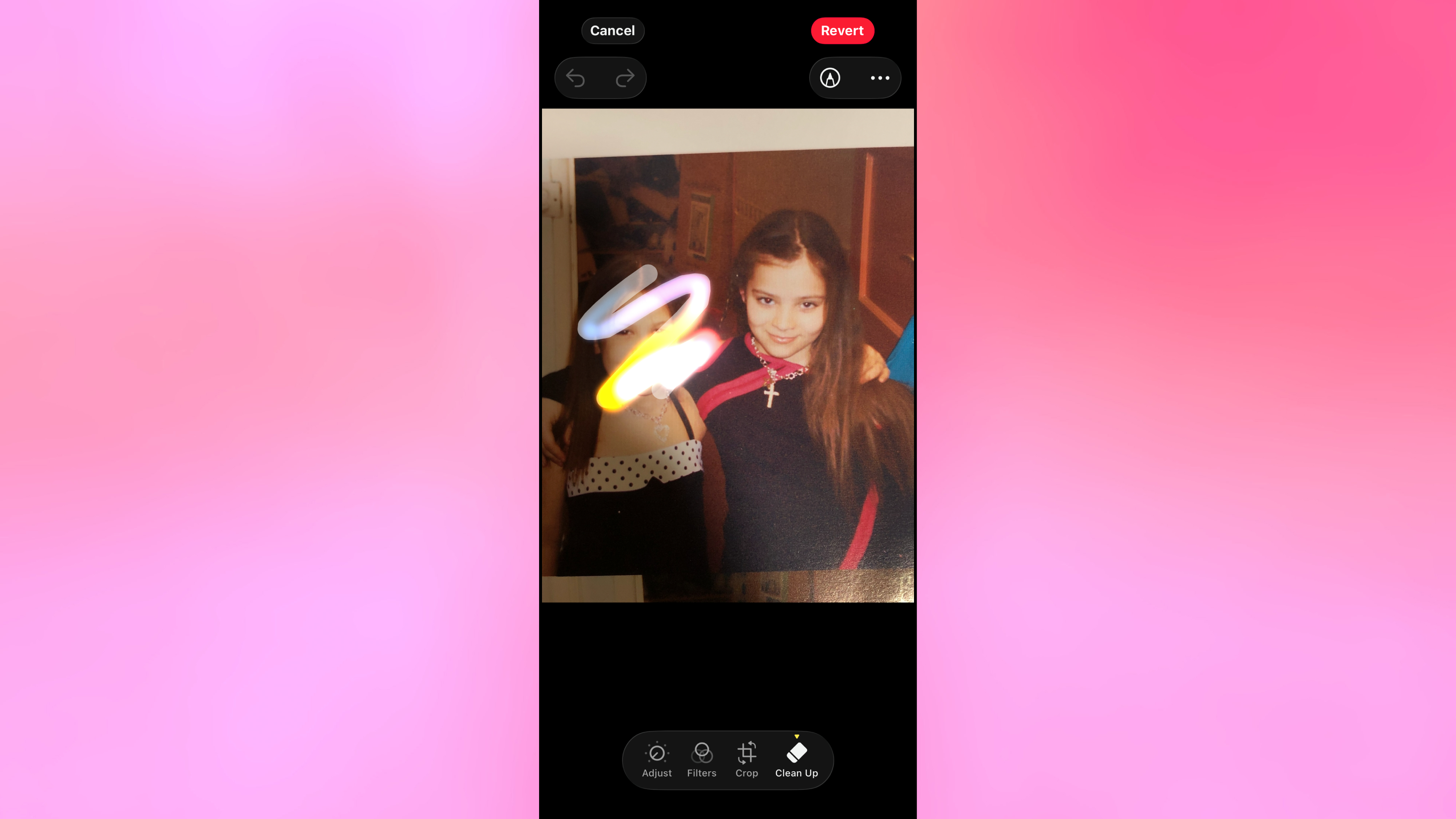 כלי ניקוי המשמש בתמונת iPhone