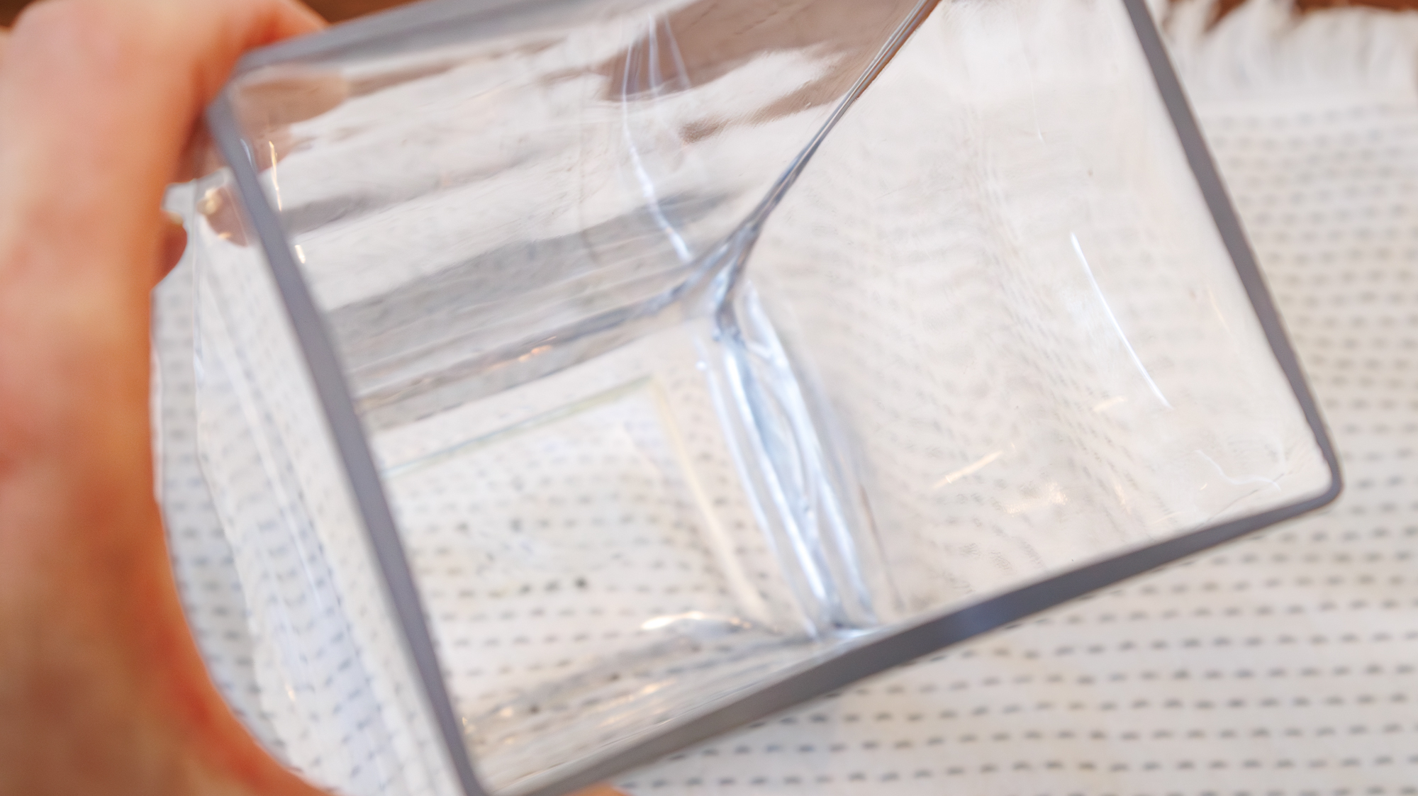 אגרטל זכוכית נקי