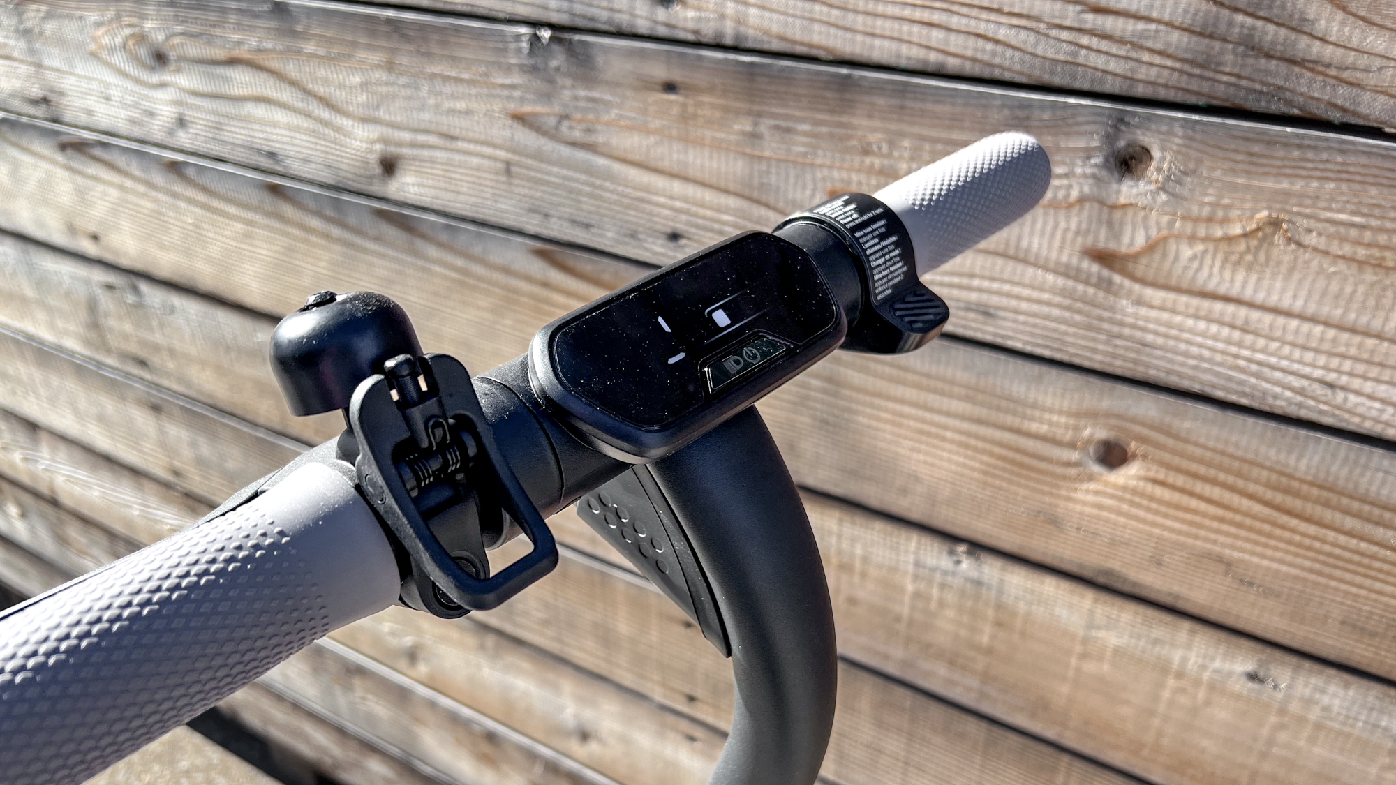 הכידון ב-Segway Ninebot E2 Plus II