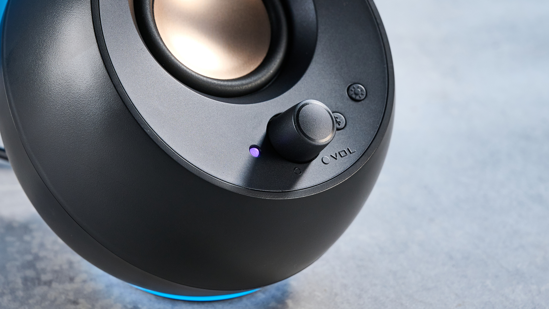 רמקולים למחשב Black Creative Pebble Pro