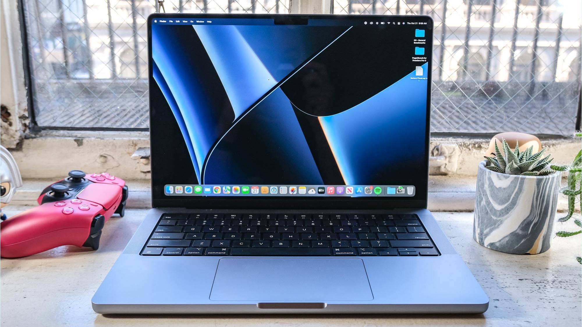 עסקת MacBook Pro 14