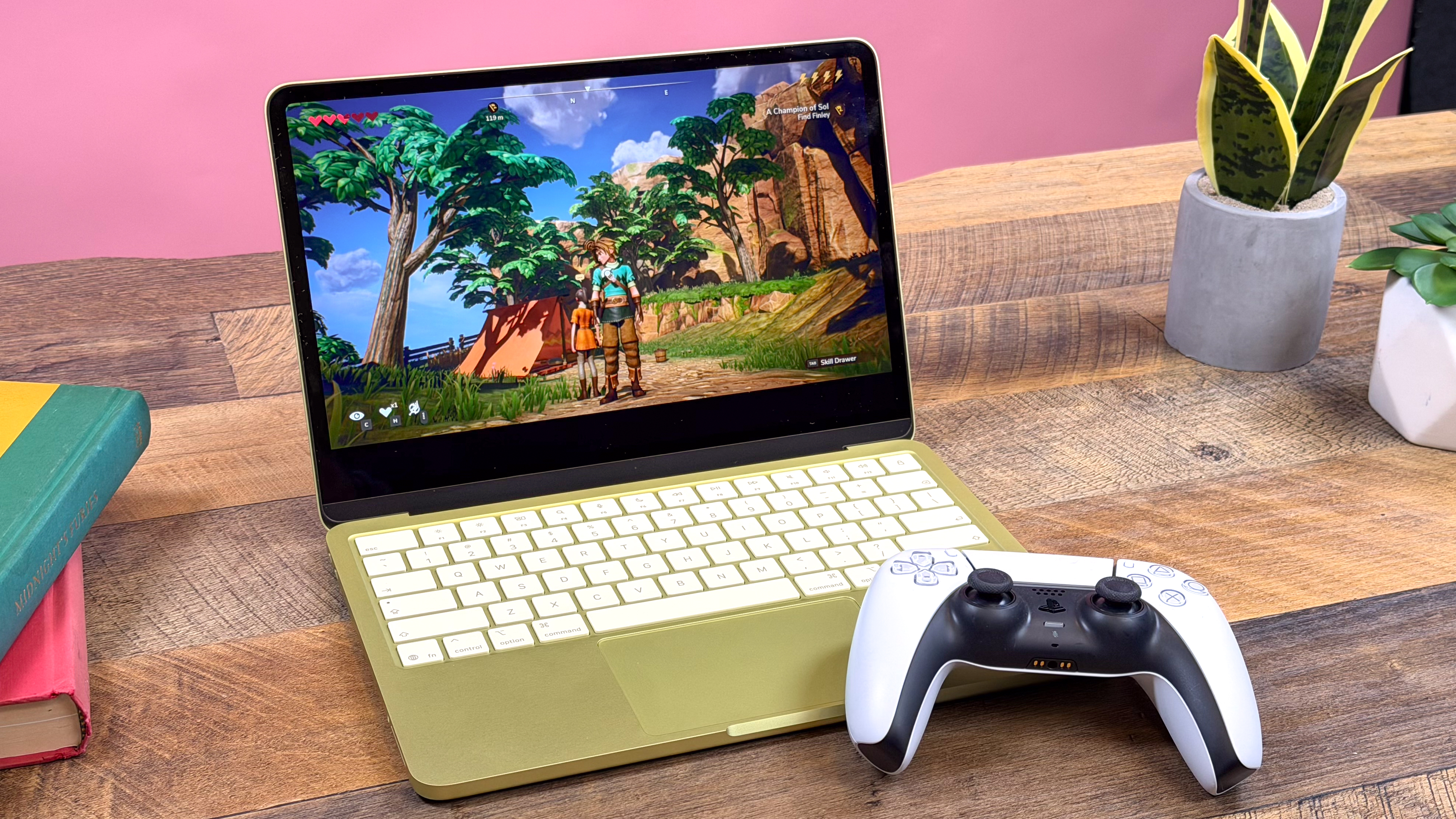 MacBook Neo מוצג על השולחן