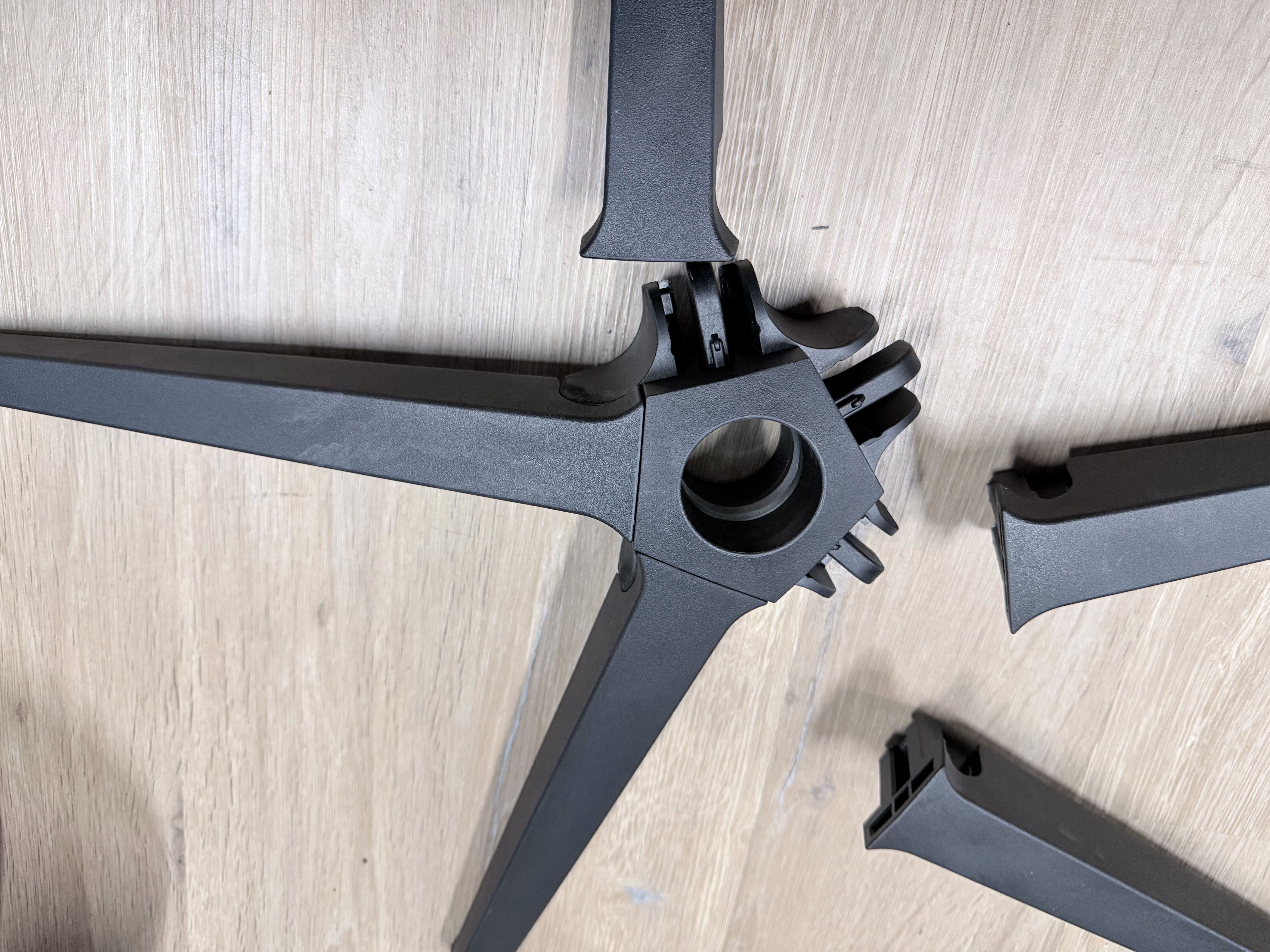 תהליך בניית הכיסא למשרד ביתי Boulies OP180