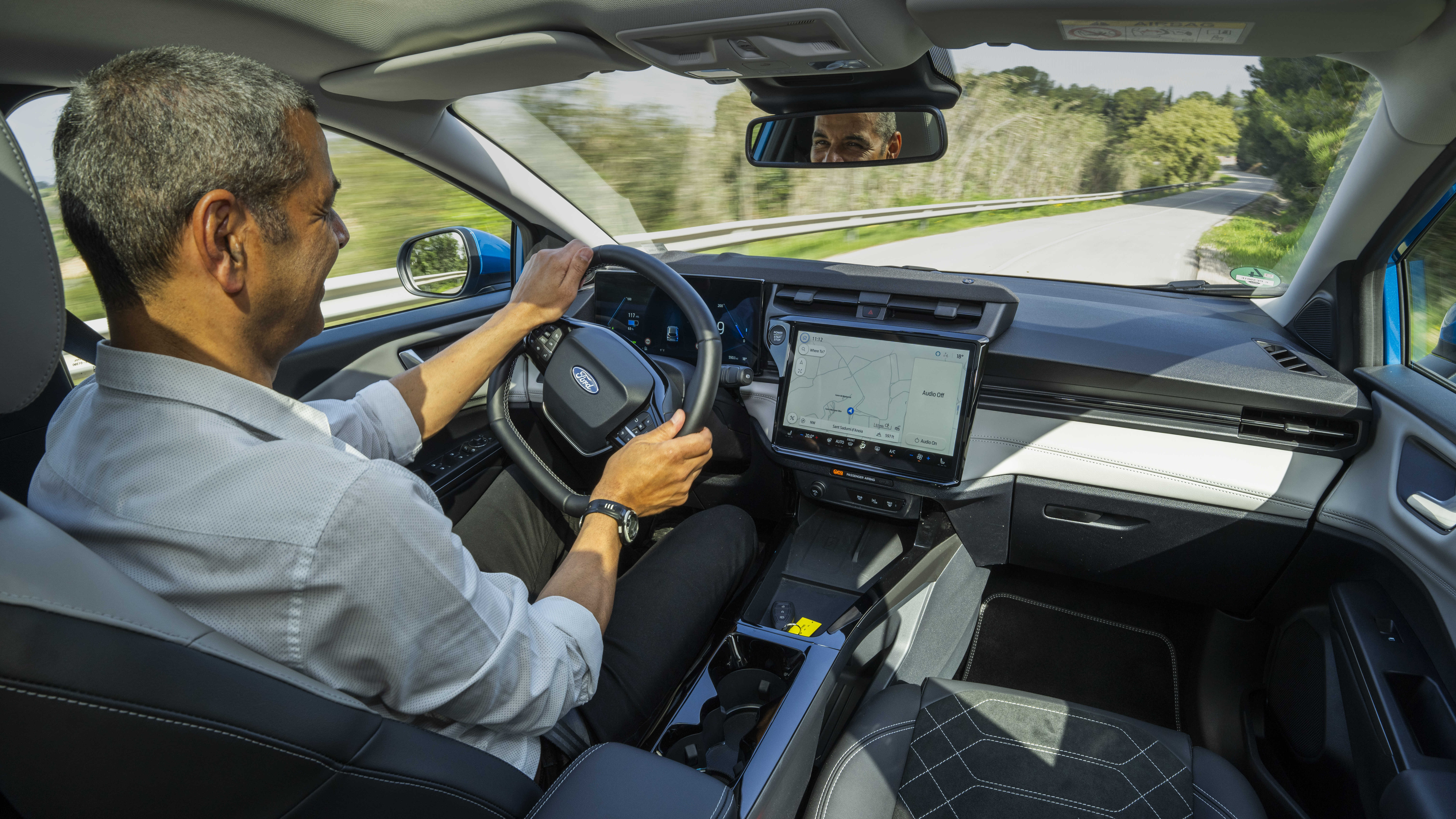 Gareth Herincx נוהג על פורד פומה Gen-E