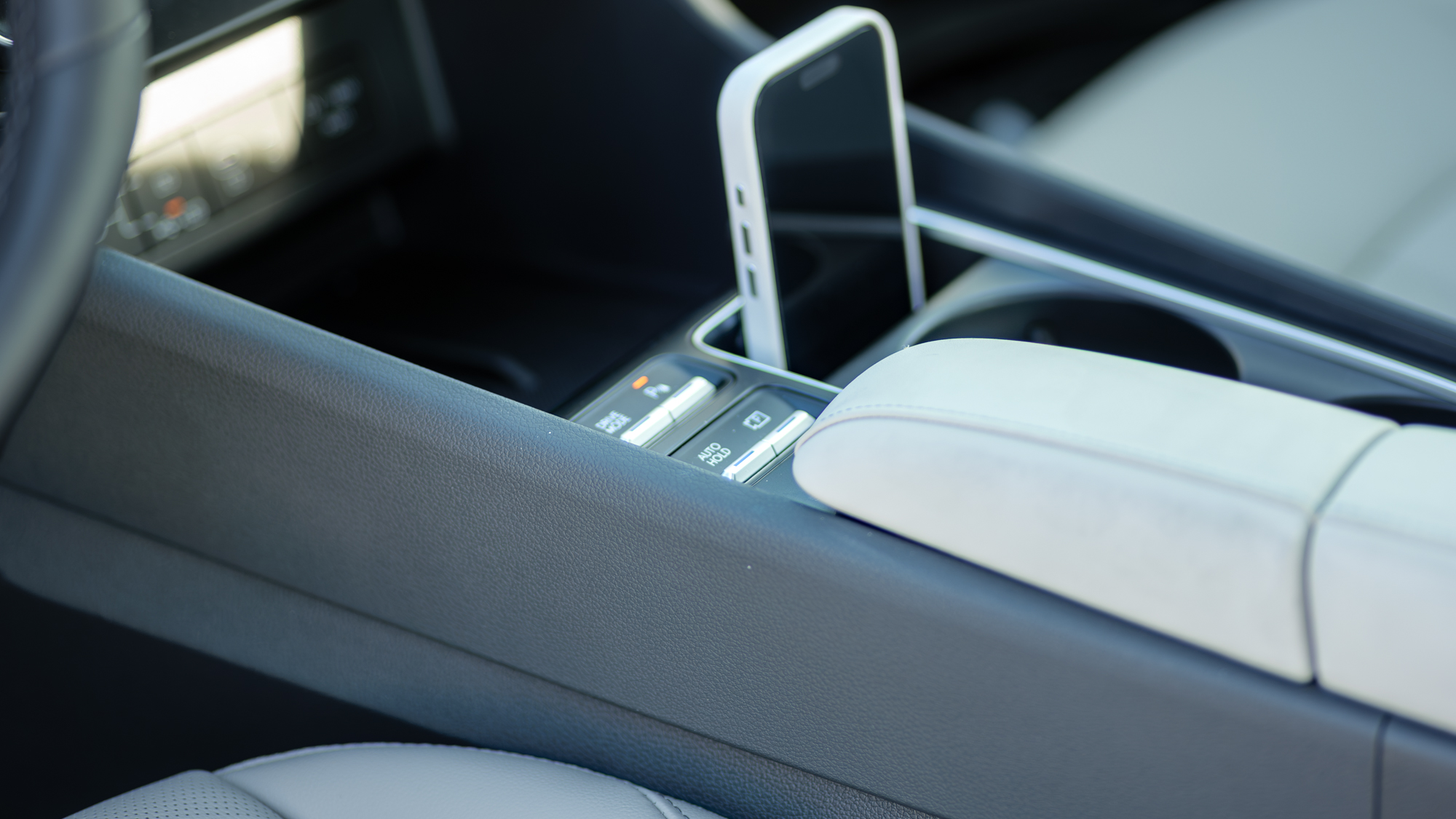 סקירת יונדאי סונטה היברידית 2026.