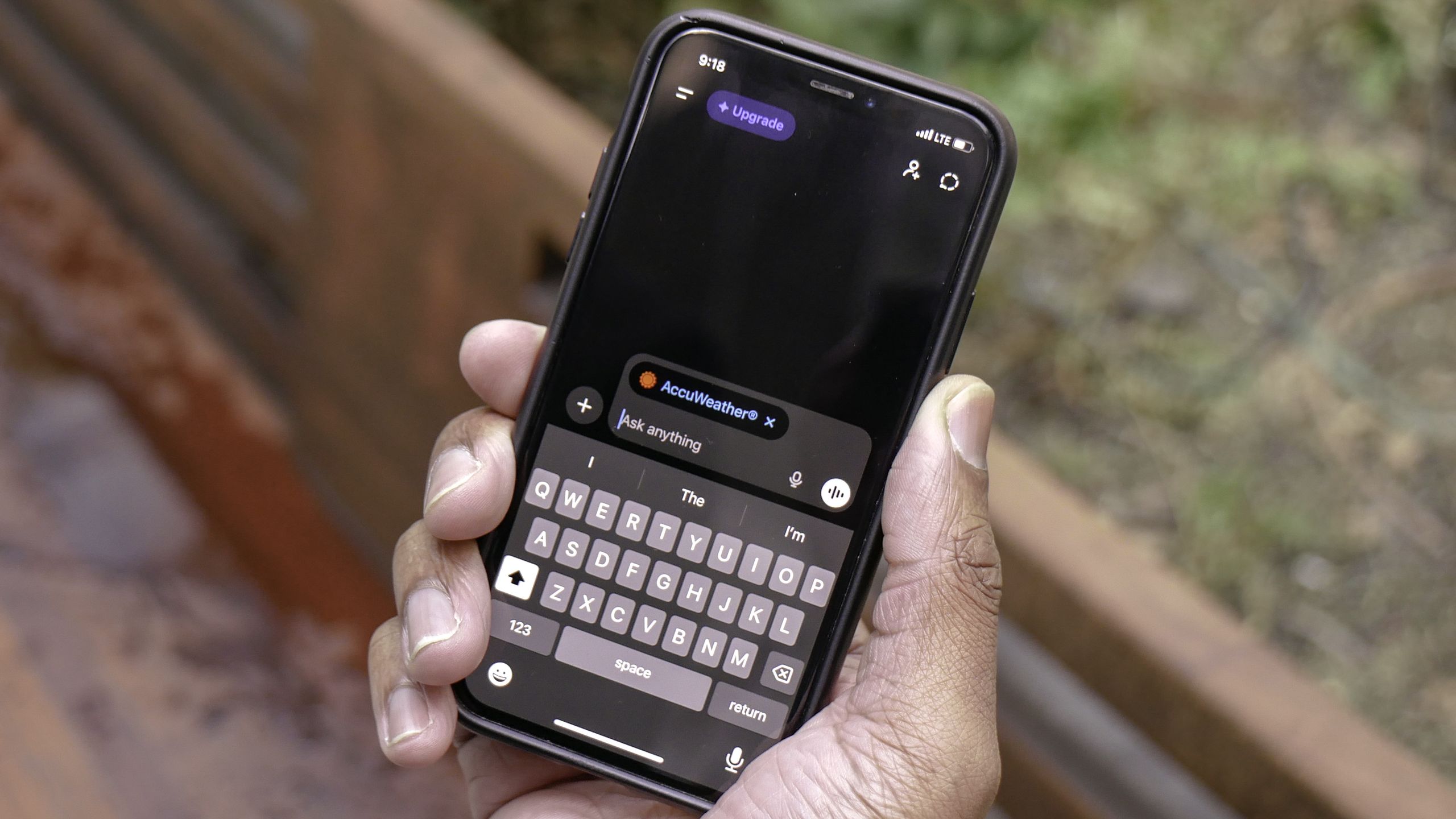 האם כדאי להביא מעיל? ChatGPT משתמש כעת ב-AccuWeather כדי לתת לך עצות בזמן אמת - הנה איך להגדיר את זה